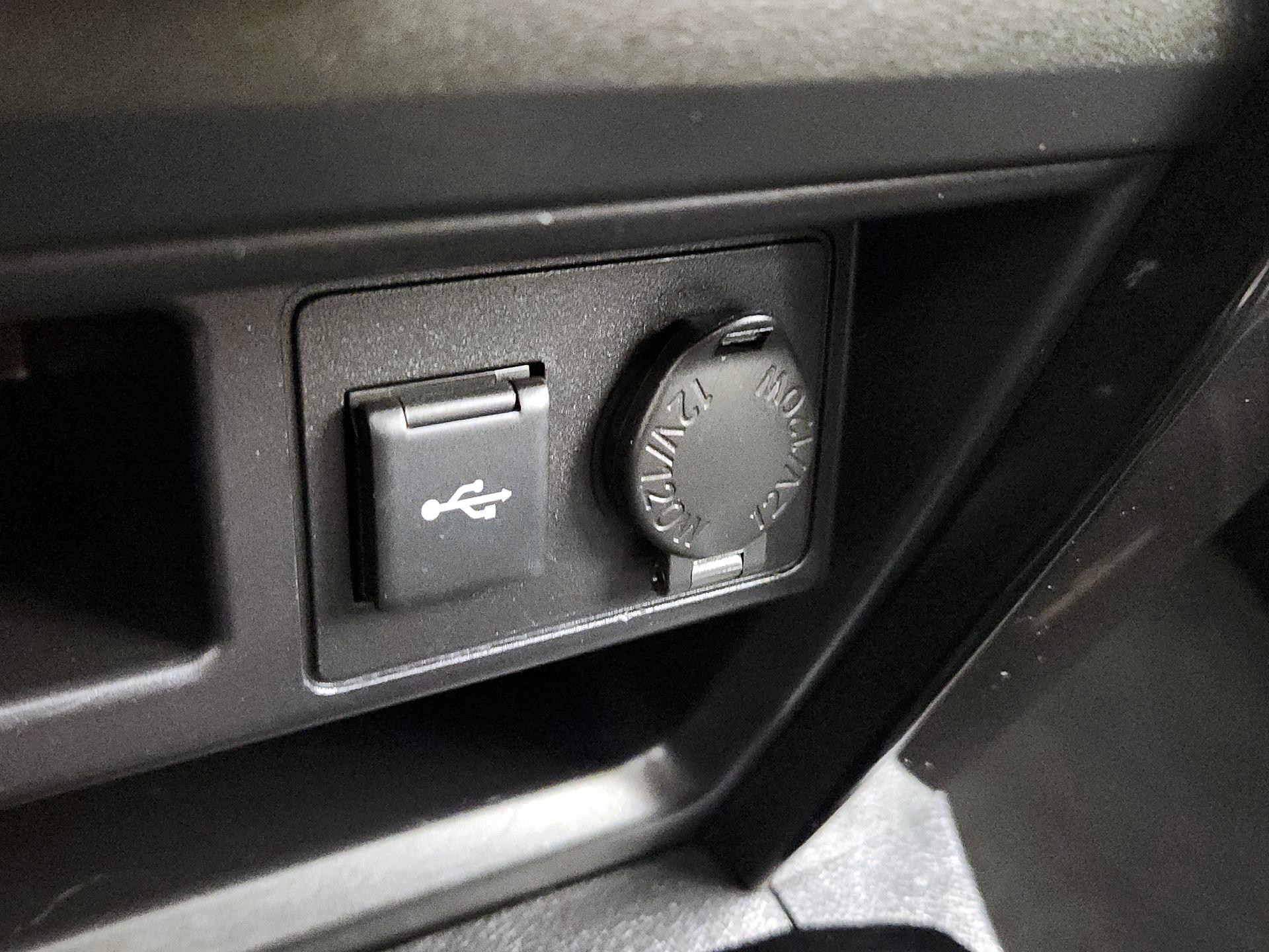 Thumbnail: 2021 Toyota 4Runner - 19