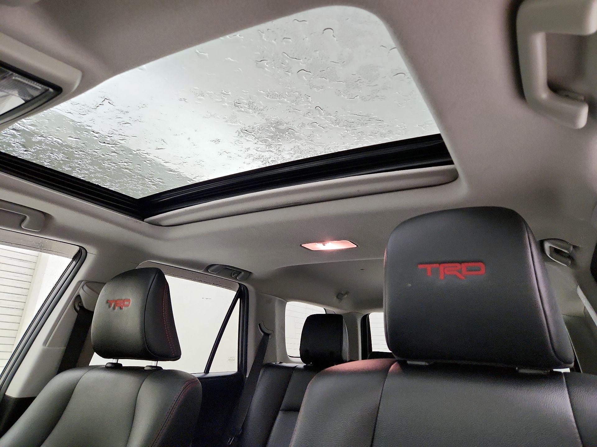 Thumbnail: 2021 Toyota 4Runner - 20