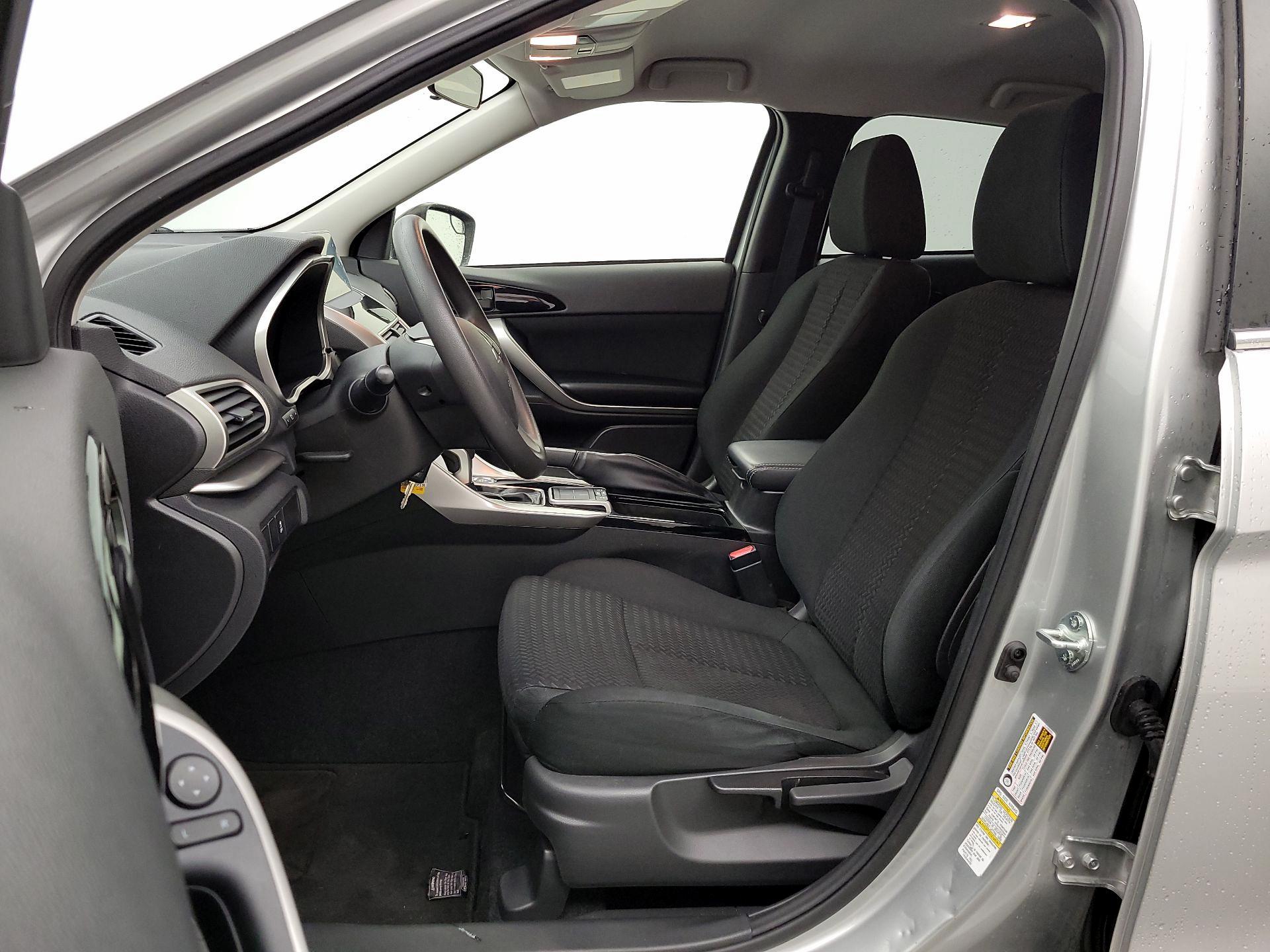 Thumbnail: 2018 Mitsubishi Eclipse Cross - 11