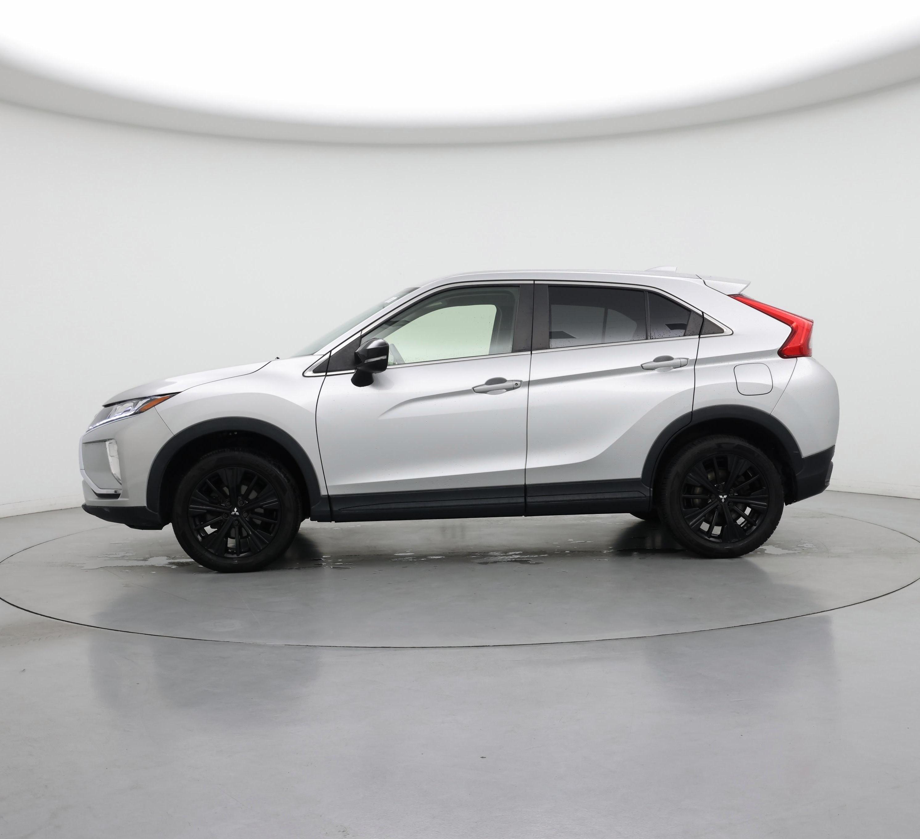 Thumbnail: 2018 Mitsubishi Eclipse Cross - 3