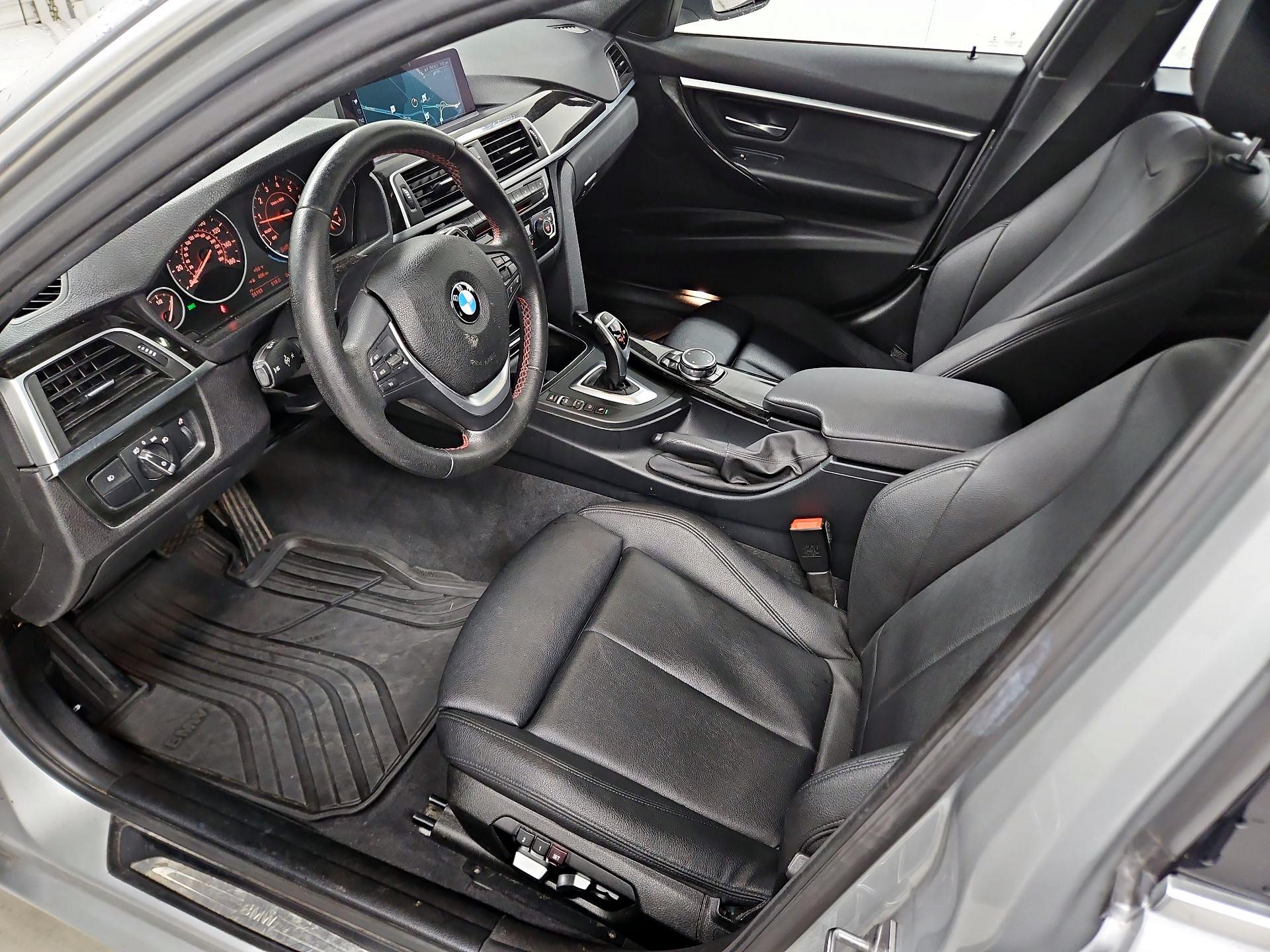 Thumbnail: 2017 BMW 3 Series - 11