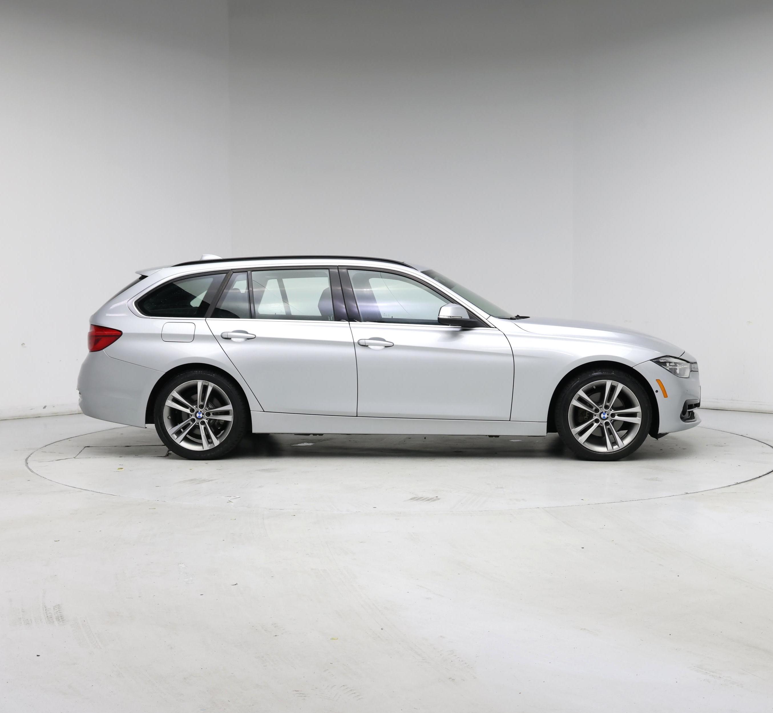 Thumbnail: 2017 BMW 3 Series - 7