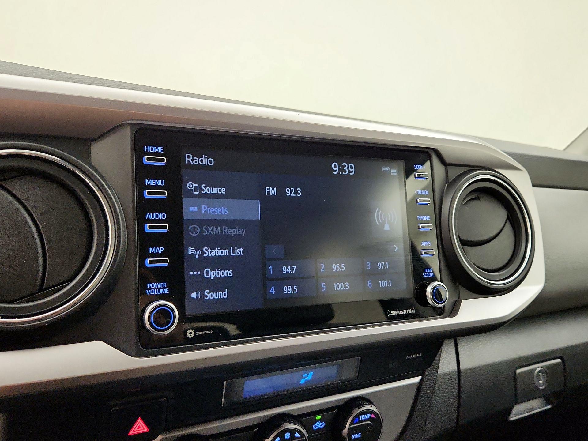 Thumbnail: 2023 Toyota Tacoma - 15