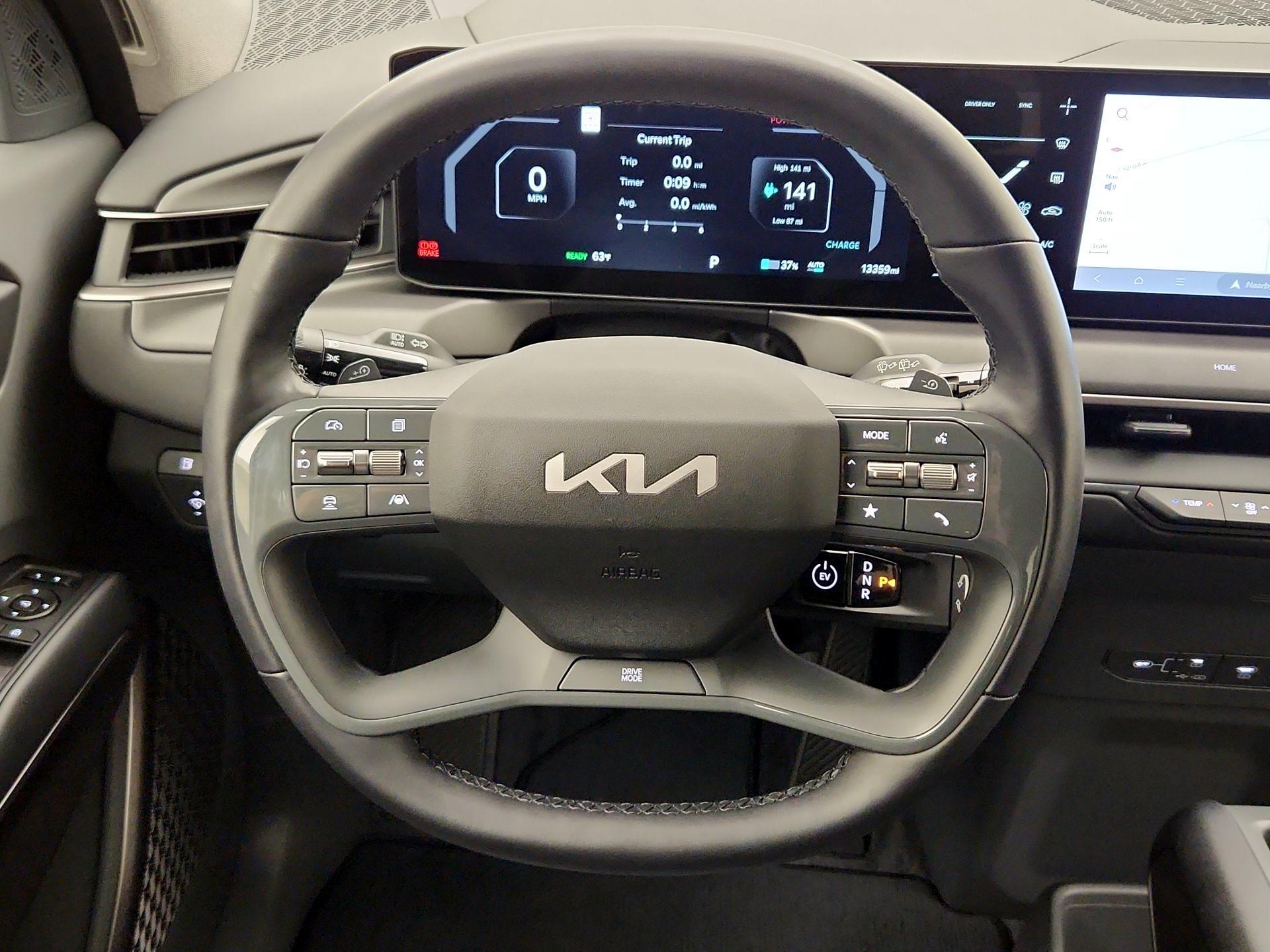 Thumbnail: 2024 Kia EV9 - 10