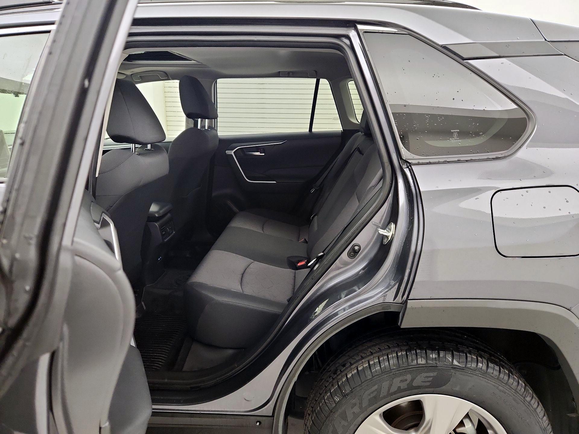 Thumbnail: 2023 Toyota RAV4 - 20