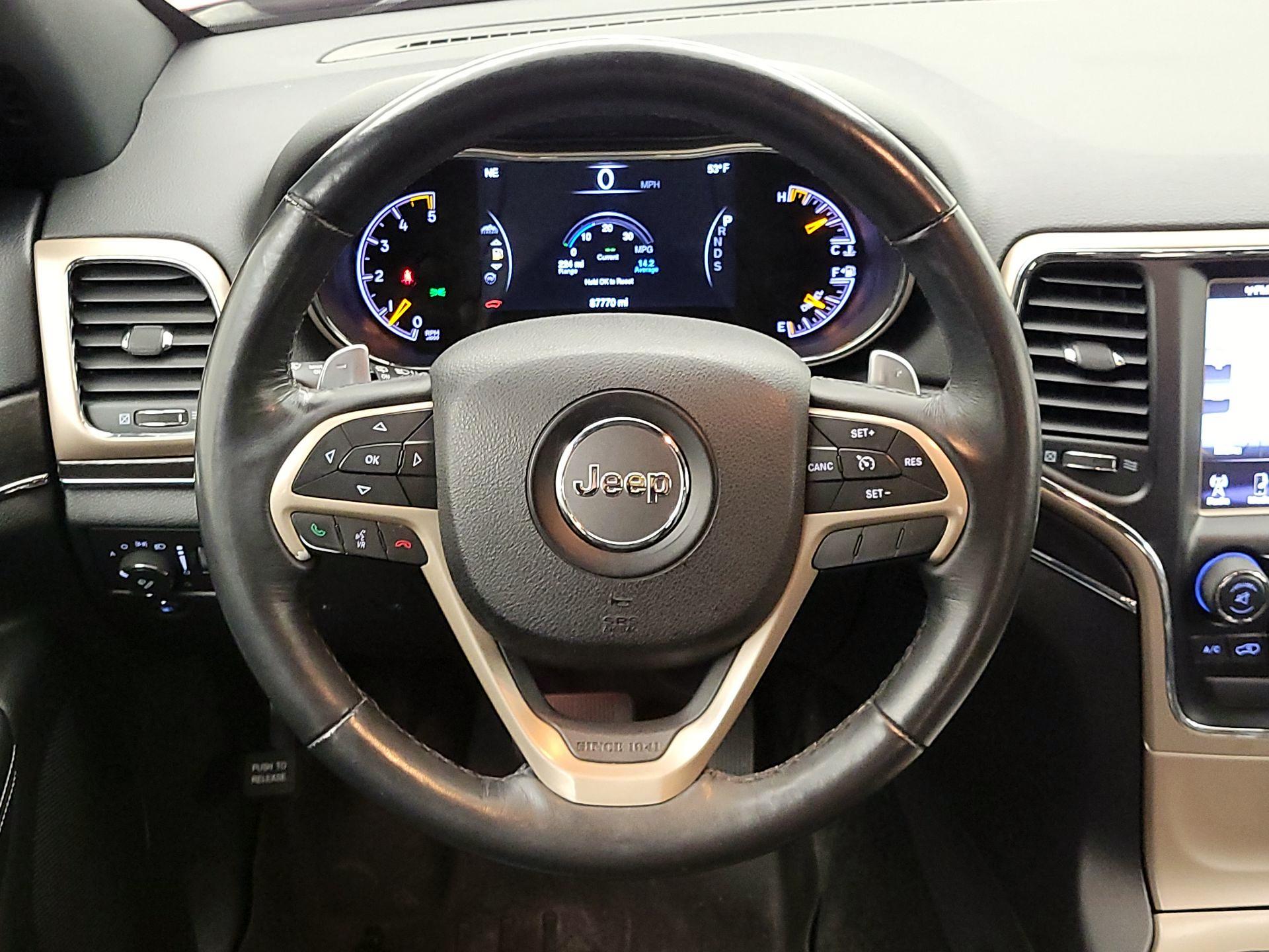 Thumbnail: 2015 Jeep Grand Cherokee - 10