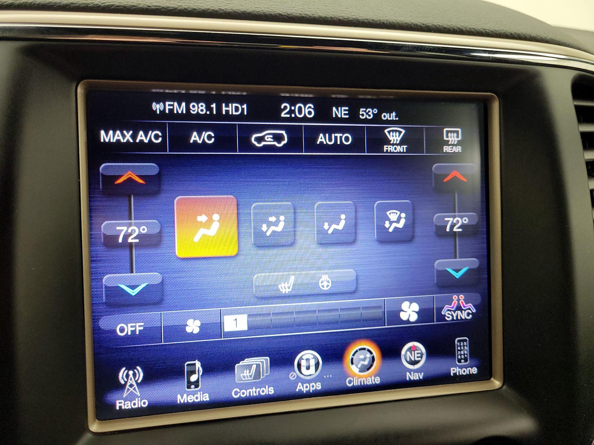 Thumbnail: 2015 Jeep Grand Cherokee - 17