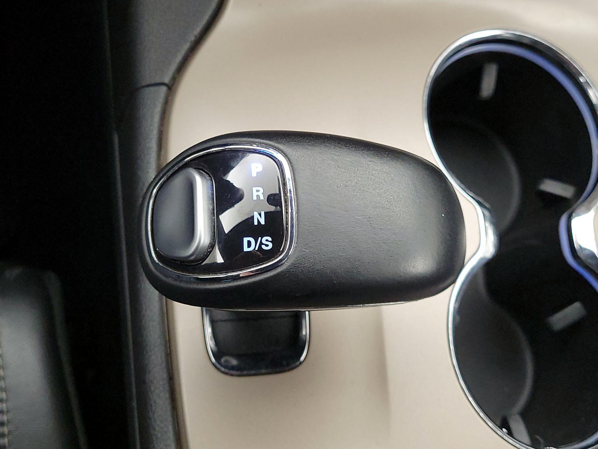 Thumbnail: 2015 Jeep Grand Cherokee - 18