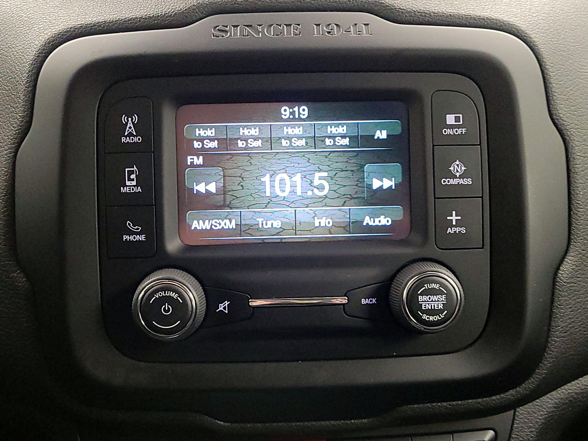 Thumbnail: 2016 Jeep Renegade - 16