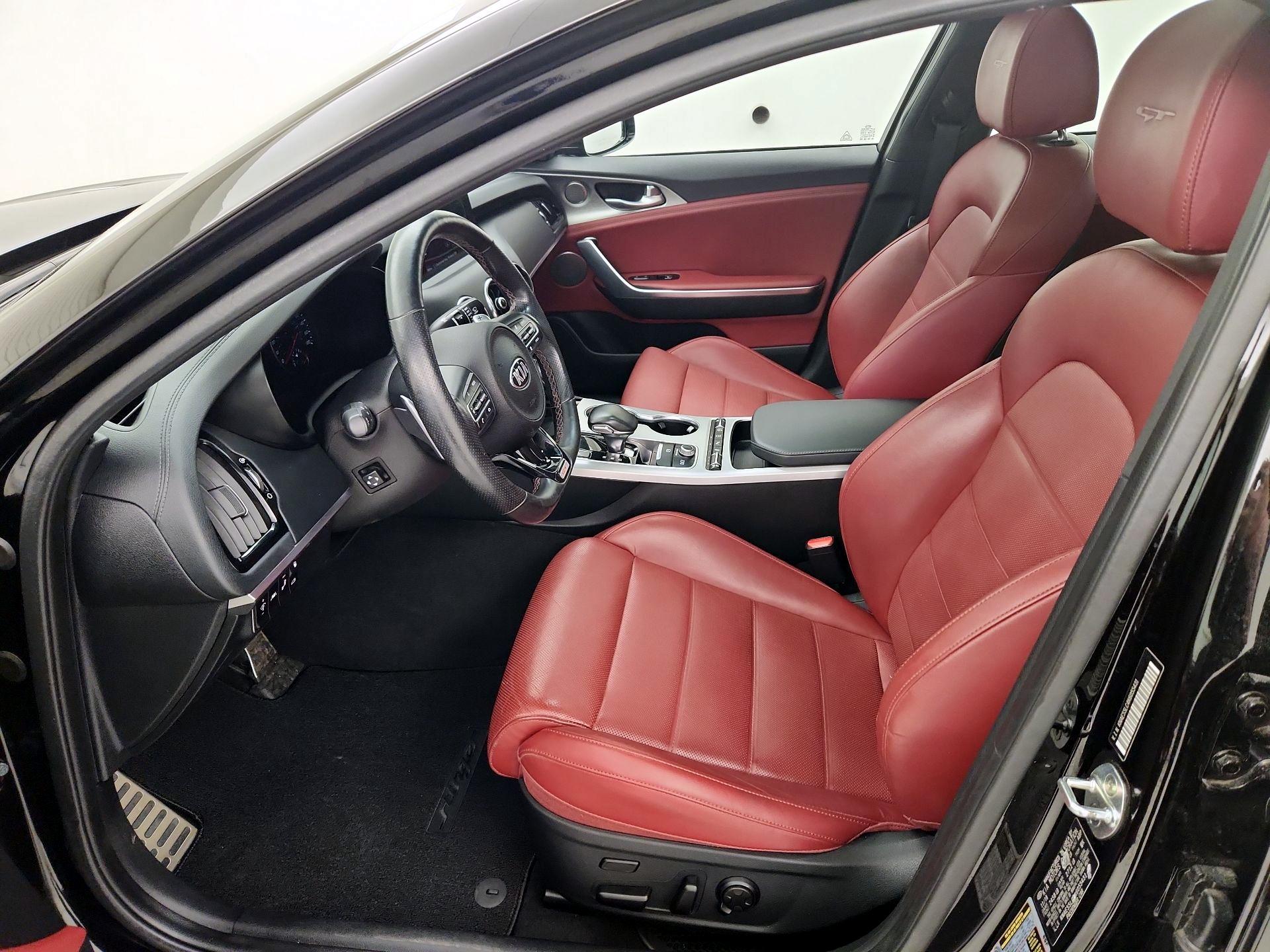 Thumbnail: 2019 Kia Stinger - 11