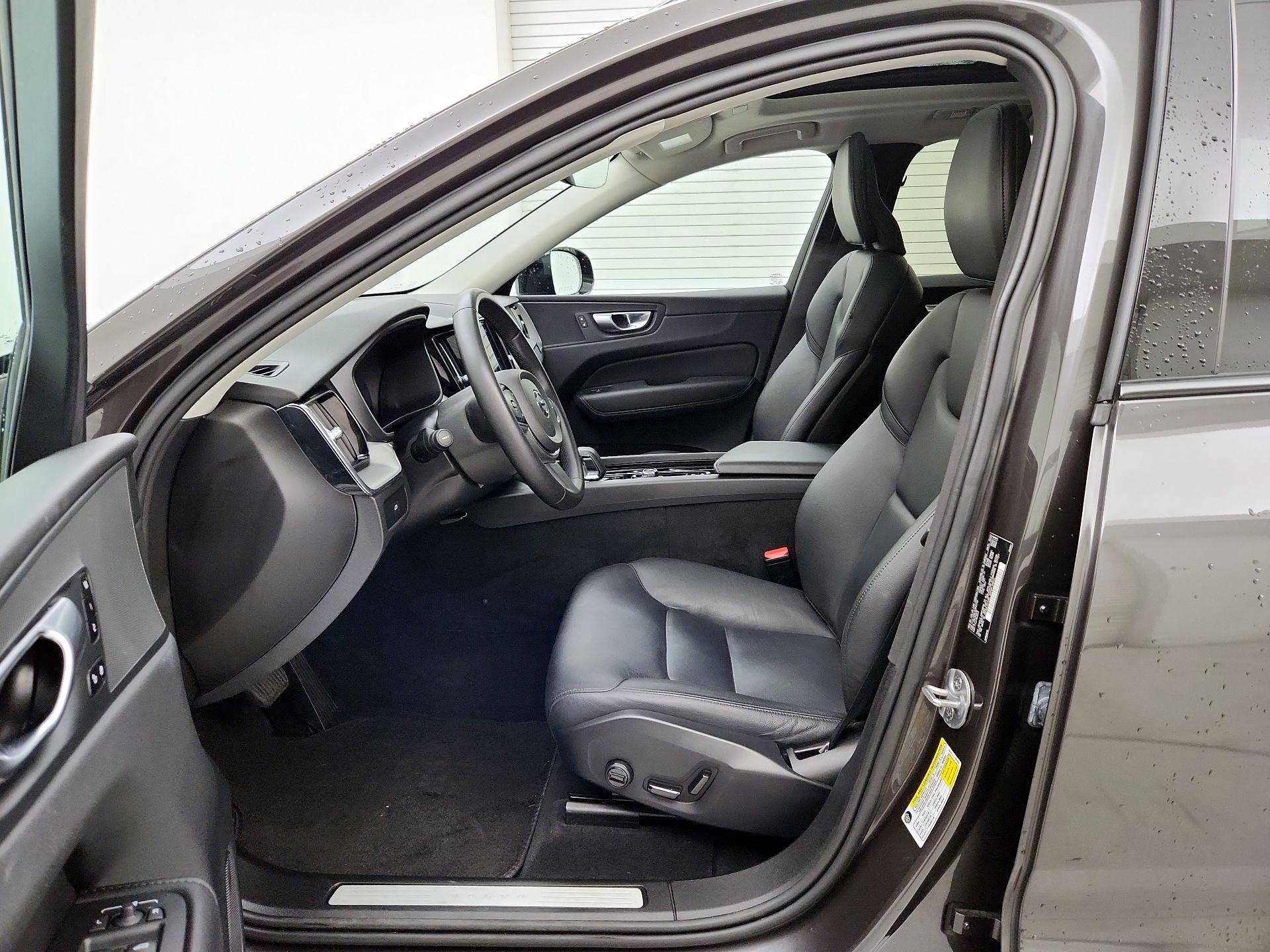 Thumbnail: 2024 Volvo XC60 - 11