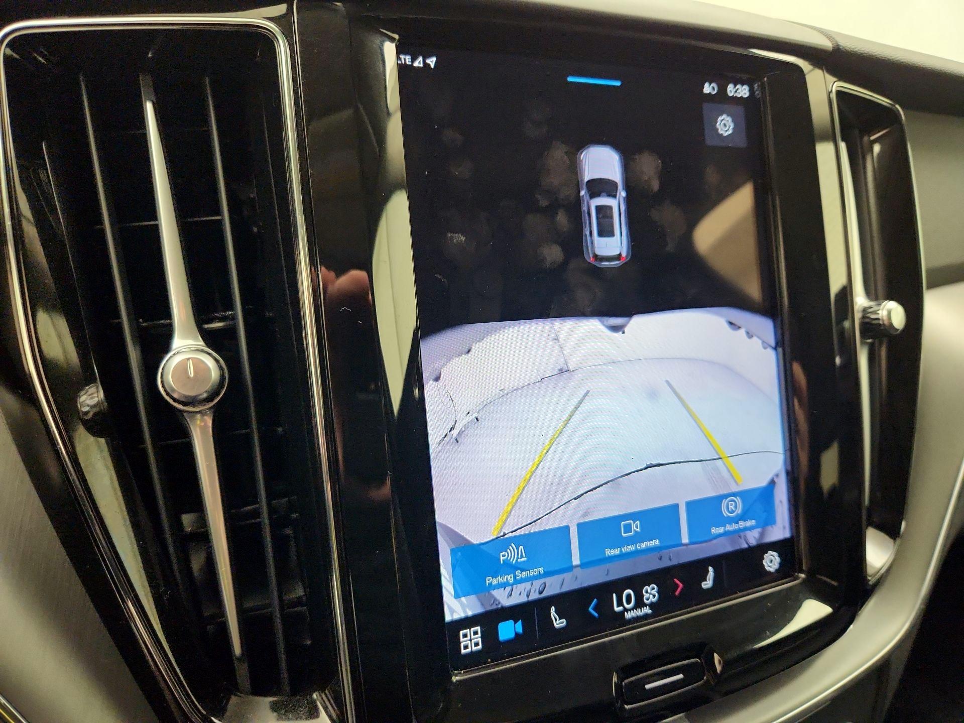Thumbnail: 2024 Volvo XC60 - 15