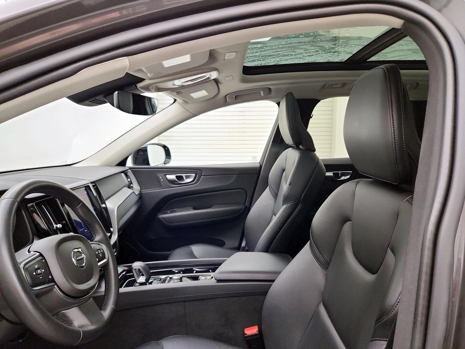 Thumbnail: 2024 Volvo XC60 - 20