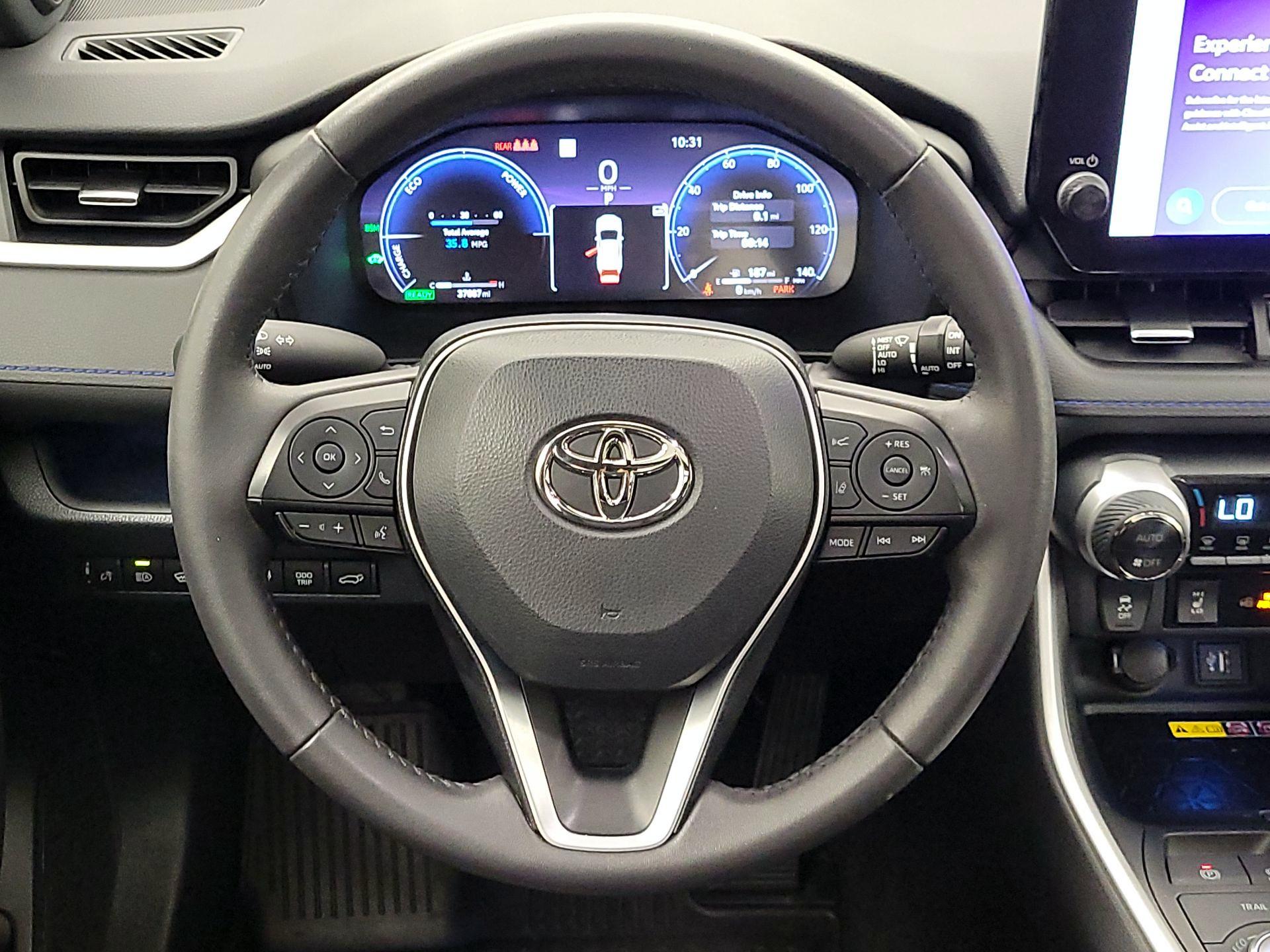 Thumbnail: 2023 Toyota RAV4 - 10