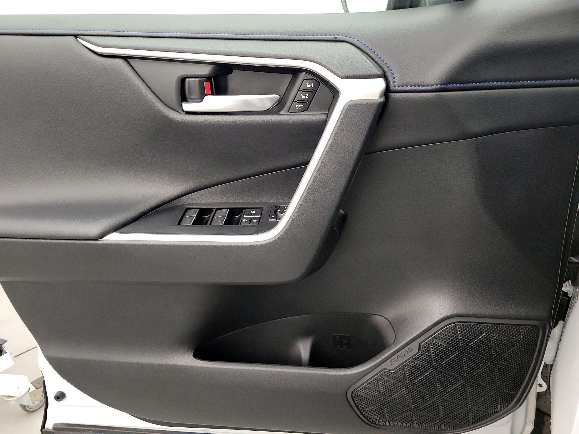 Thumbnail: 2023 Toyota RAV4 - 12