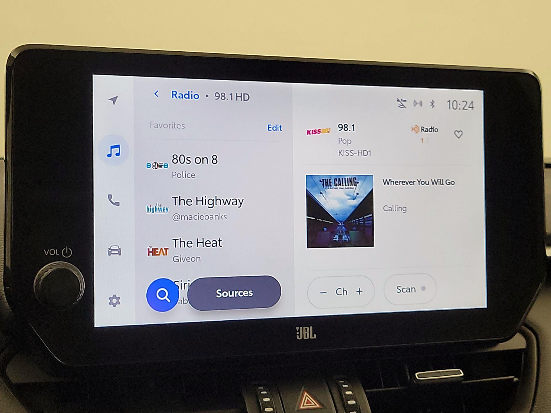 Thumbnail: 2023 Toyota RAV4 - 15