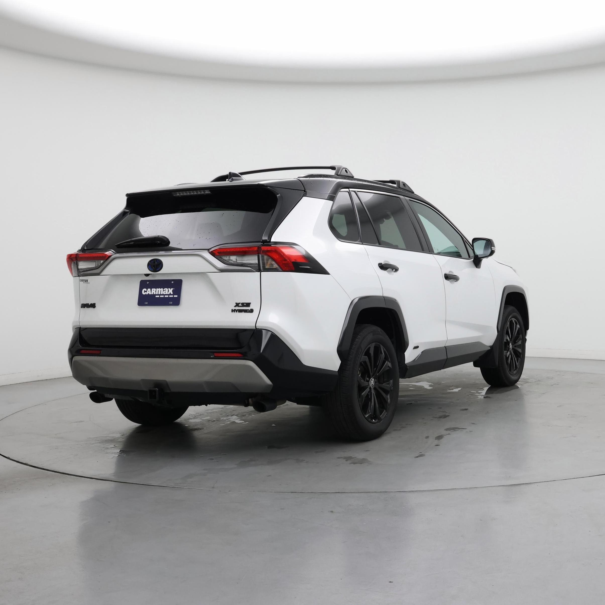 Thumbnail: 2023 Toyota RAV4 - 8