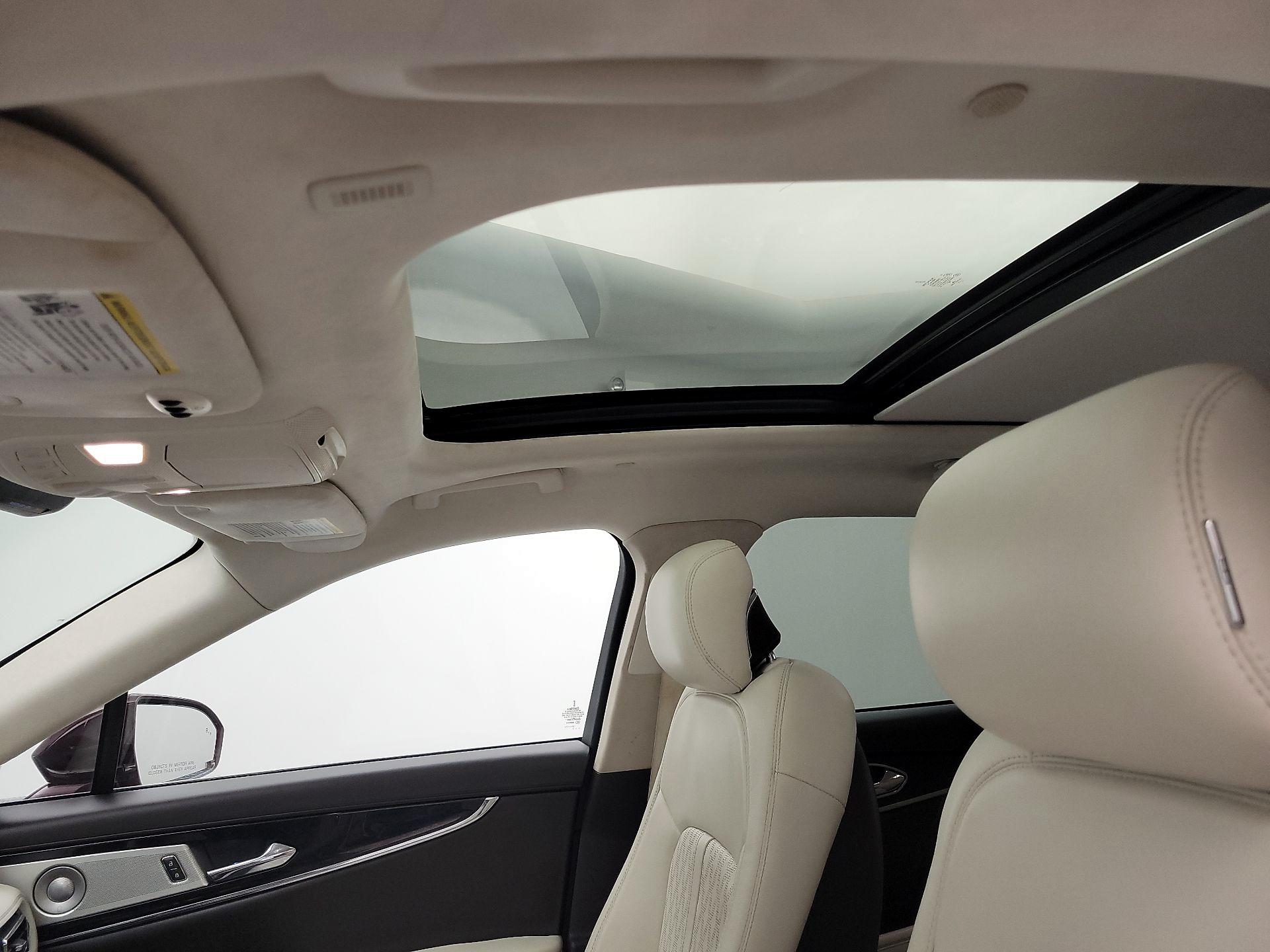 Thumbnail: 2021 Lincoln Nautilus - 20