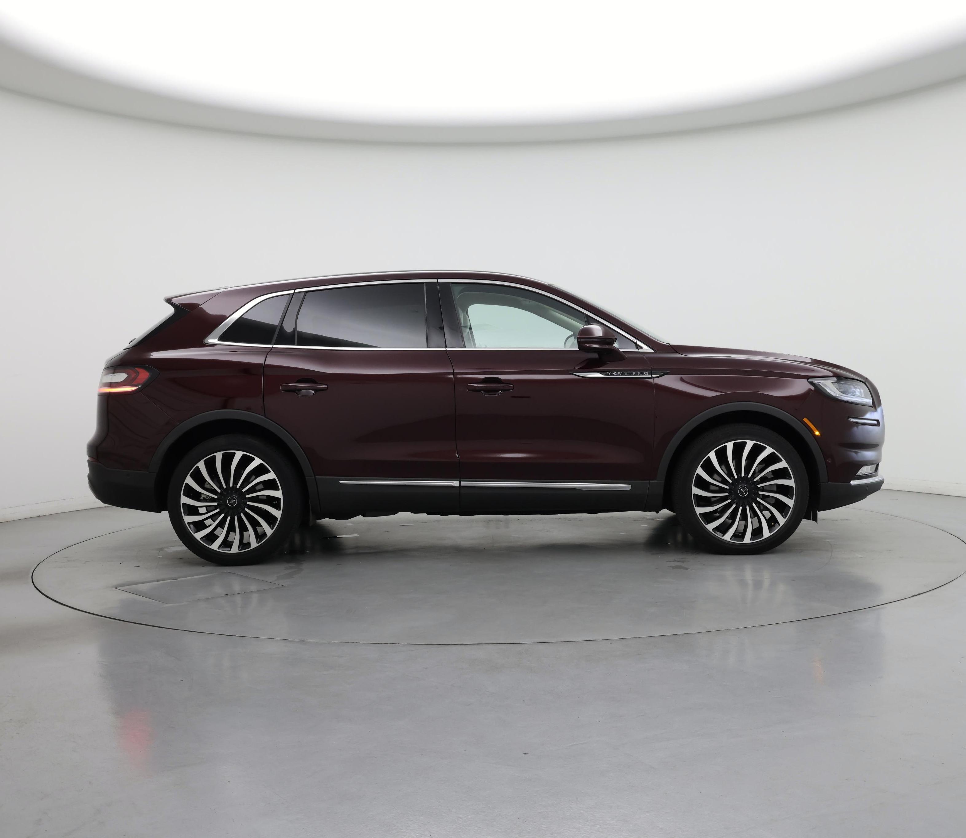 Thumbnail: 2021 Lincoln Nautilus - 7