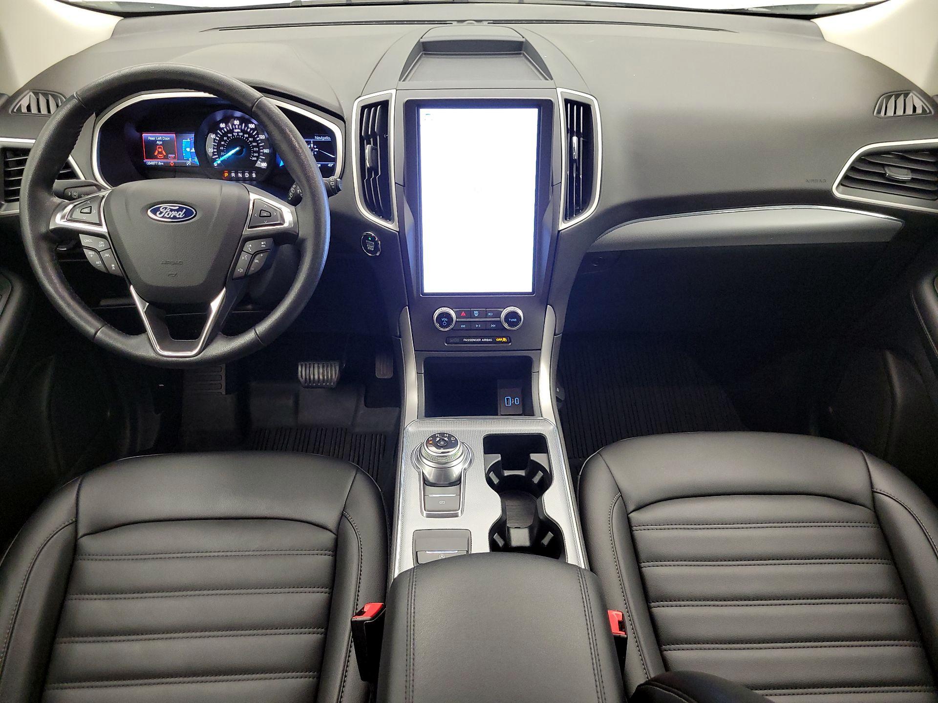 Thumbnail: 2021 Ford Edge - 9