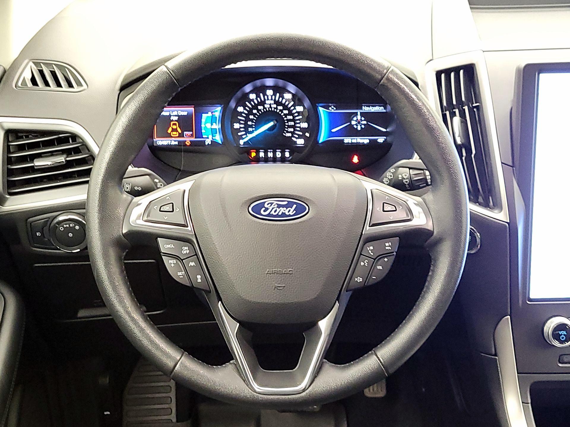 Thumbnail: 2021 Ford Edge - 10