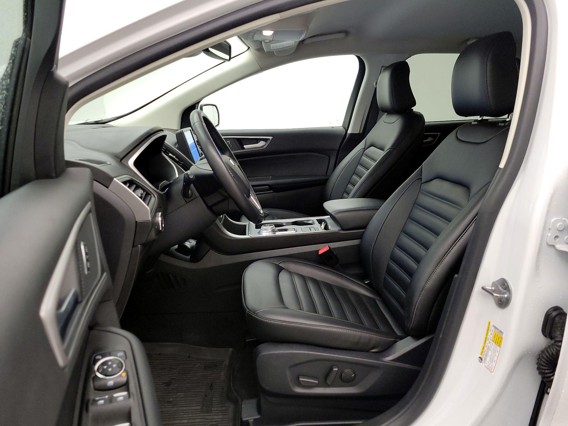 Thumbnail: 2021 Ford Edge - 11