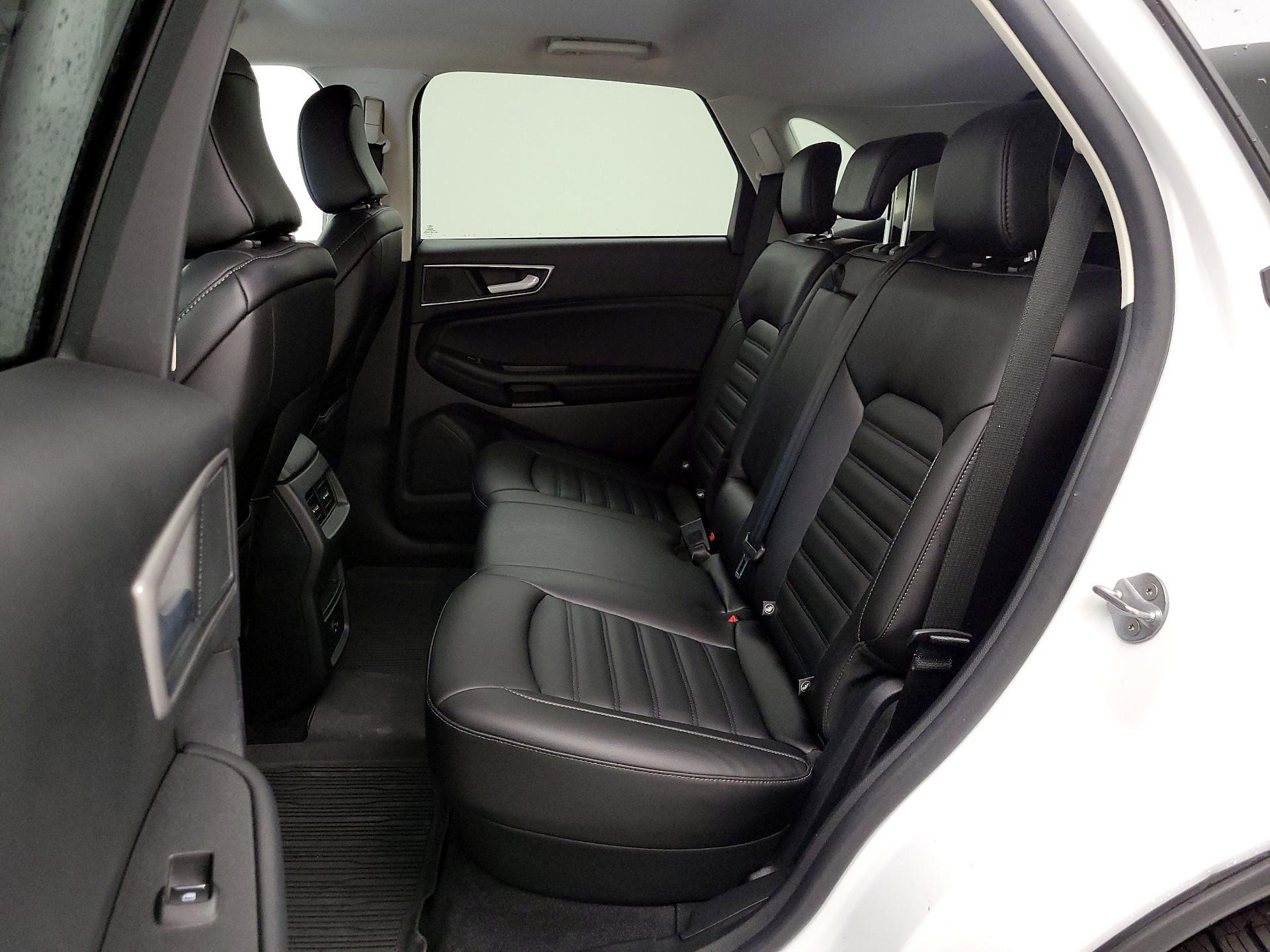 Thumbnail: 2021 Ford Edge - 20