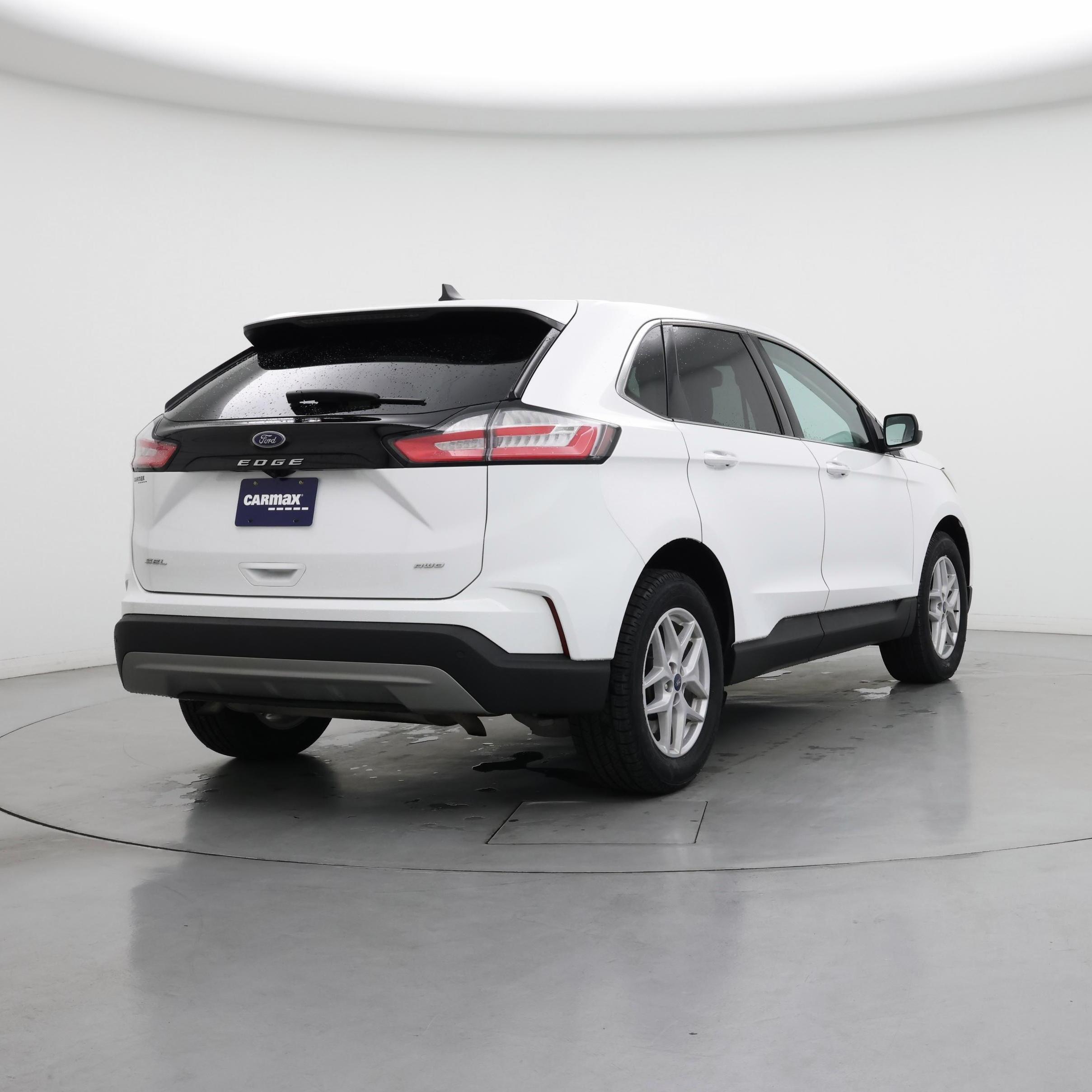 Thumbnail: 2021 Ford Edge - 8
