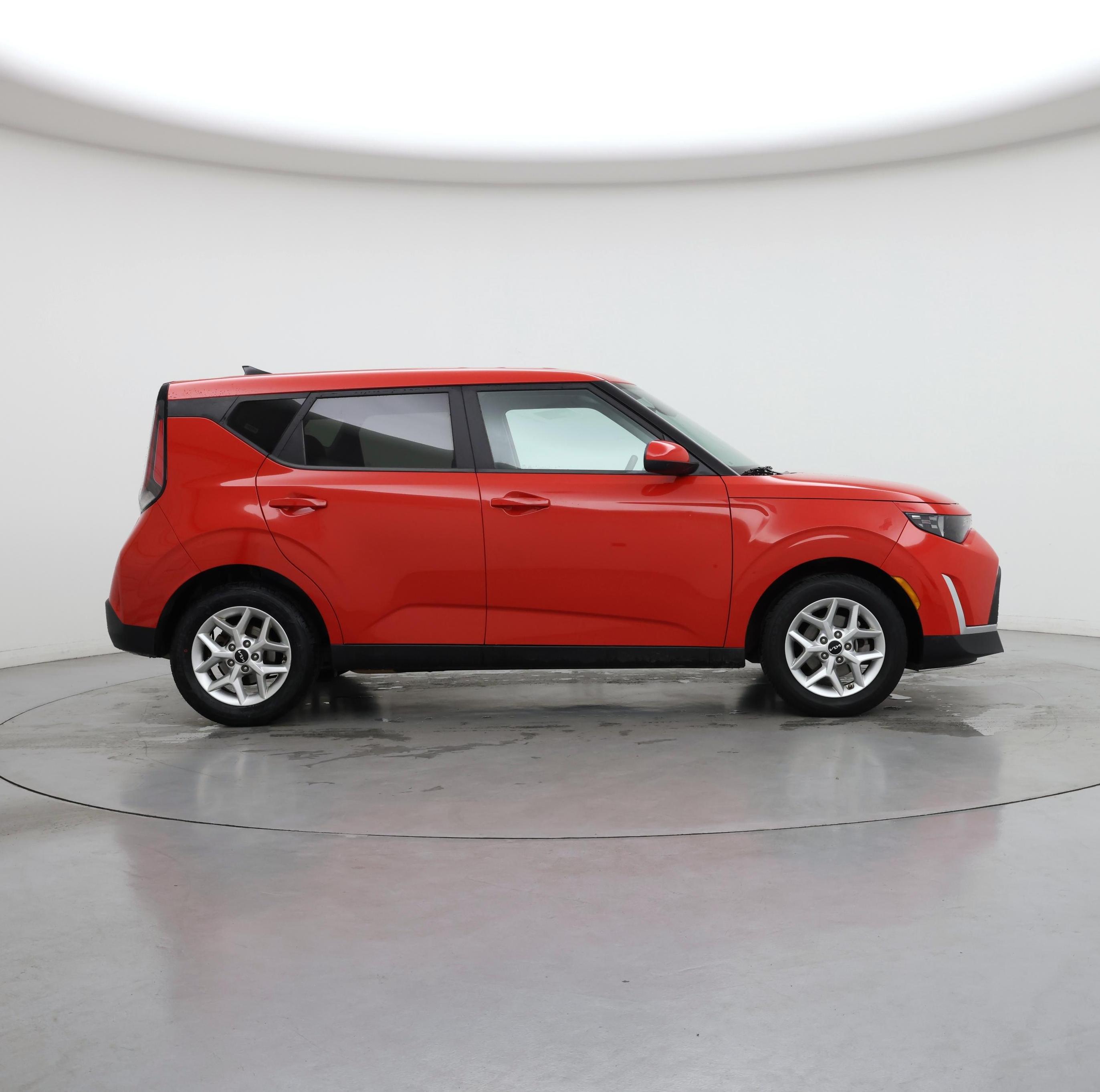 Thumbnail: 2023 Kia Soul - 7