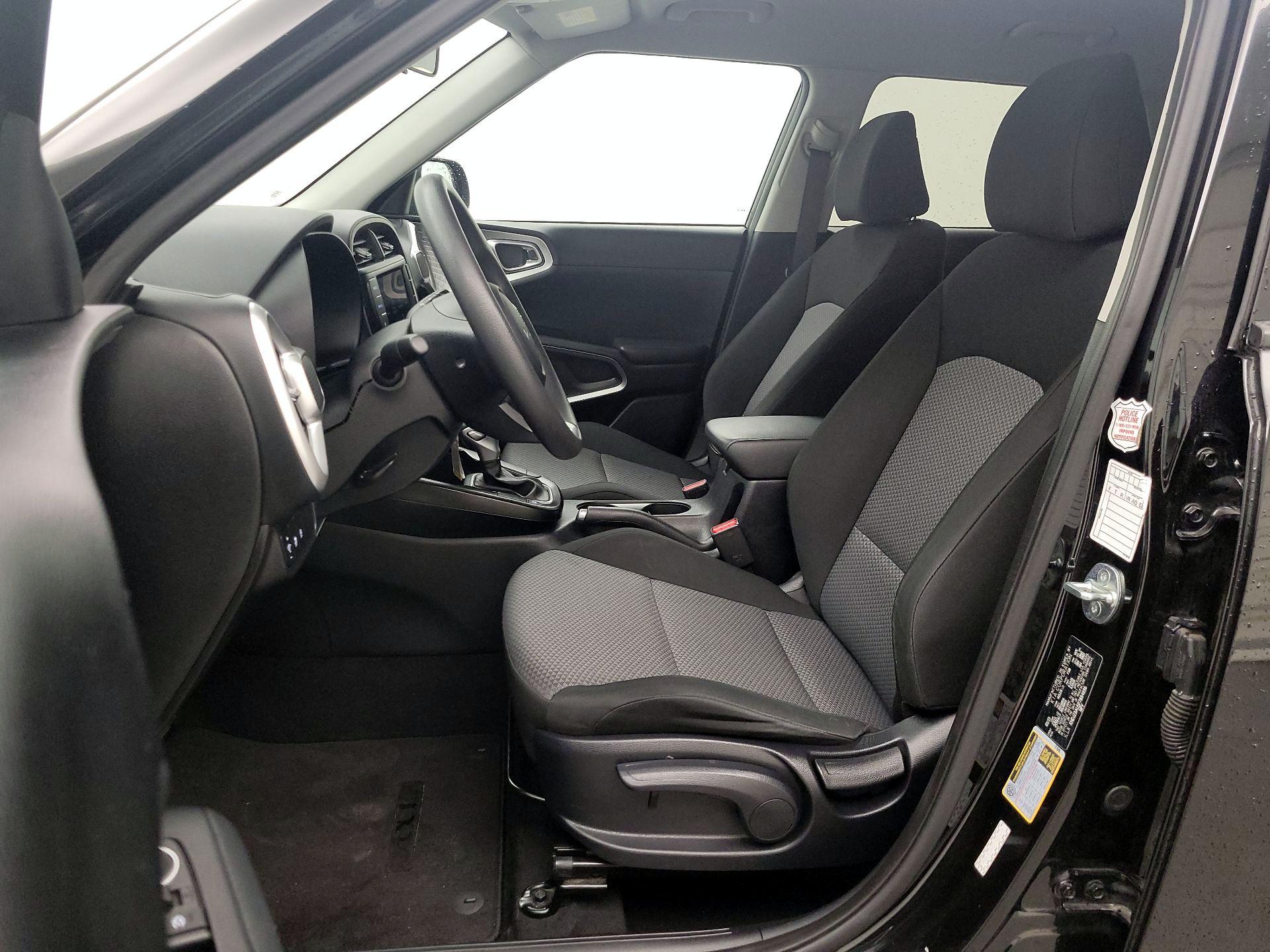 Thumbnail: 2023 Kia Soul - 11
