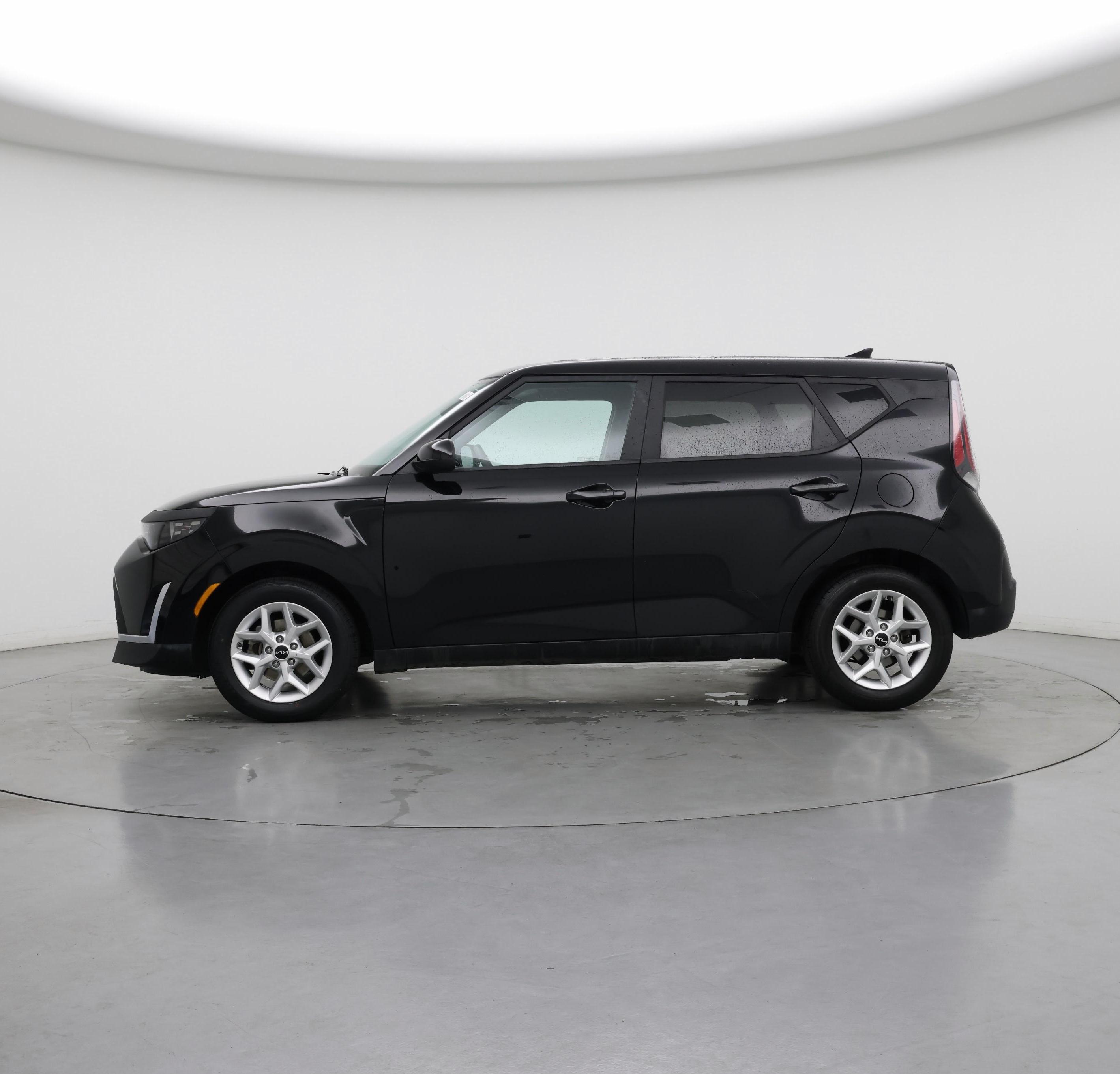 Thumbnail: 2023 Kia Soul - 3
