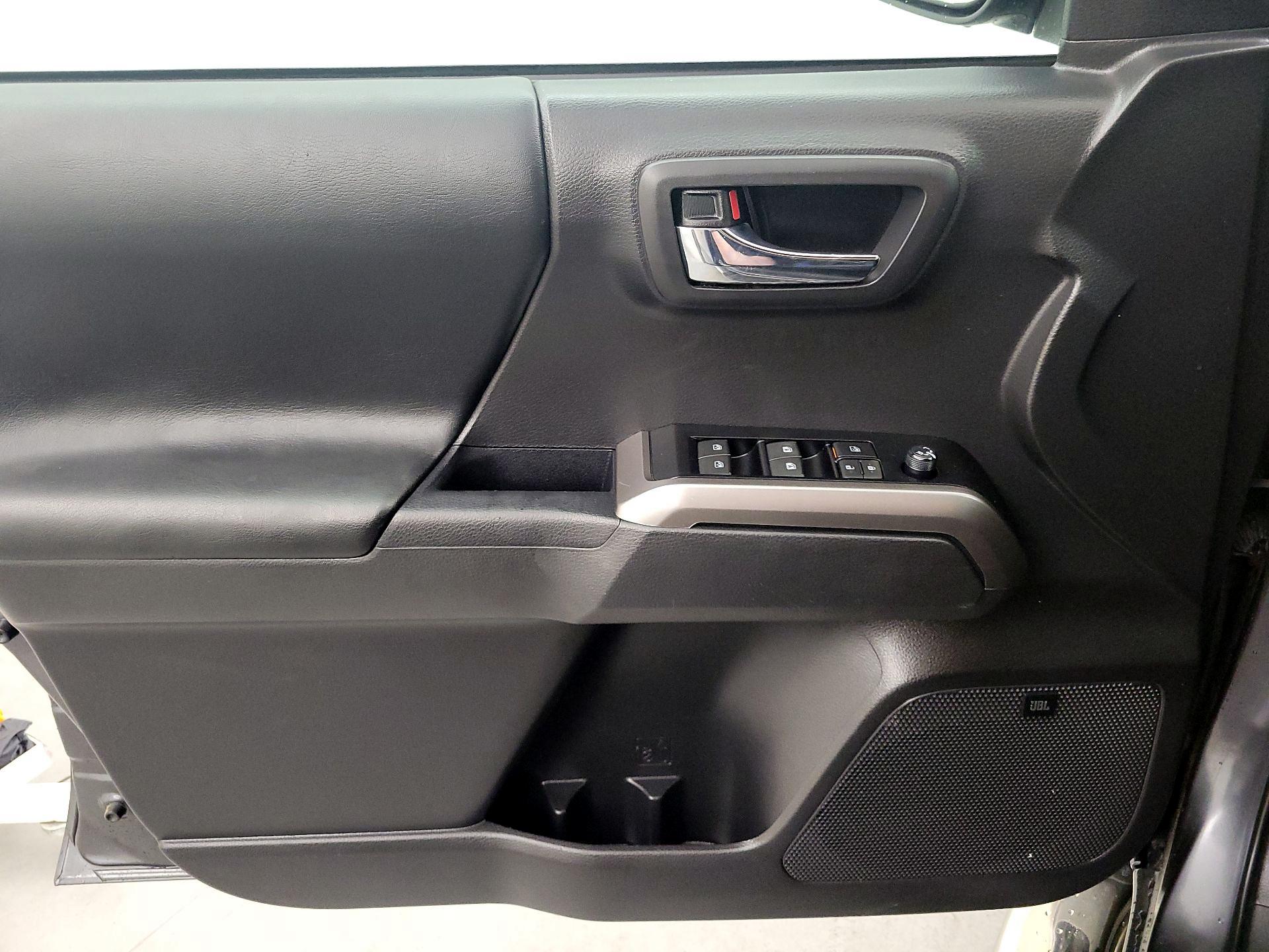 Thumbnail: 2023 Toyota Tacoma - 12