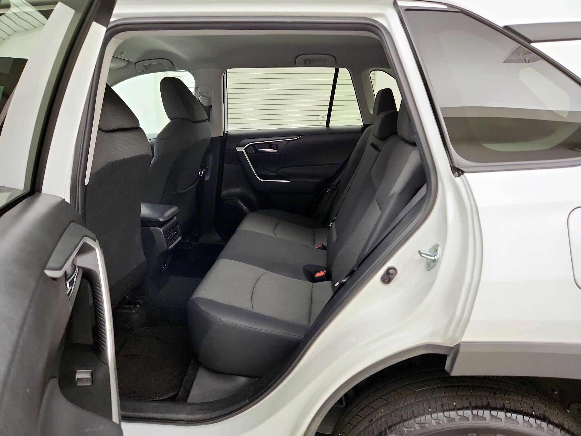 Thumbnail: 2024 Toyota RAV4 - 19