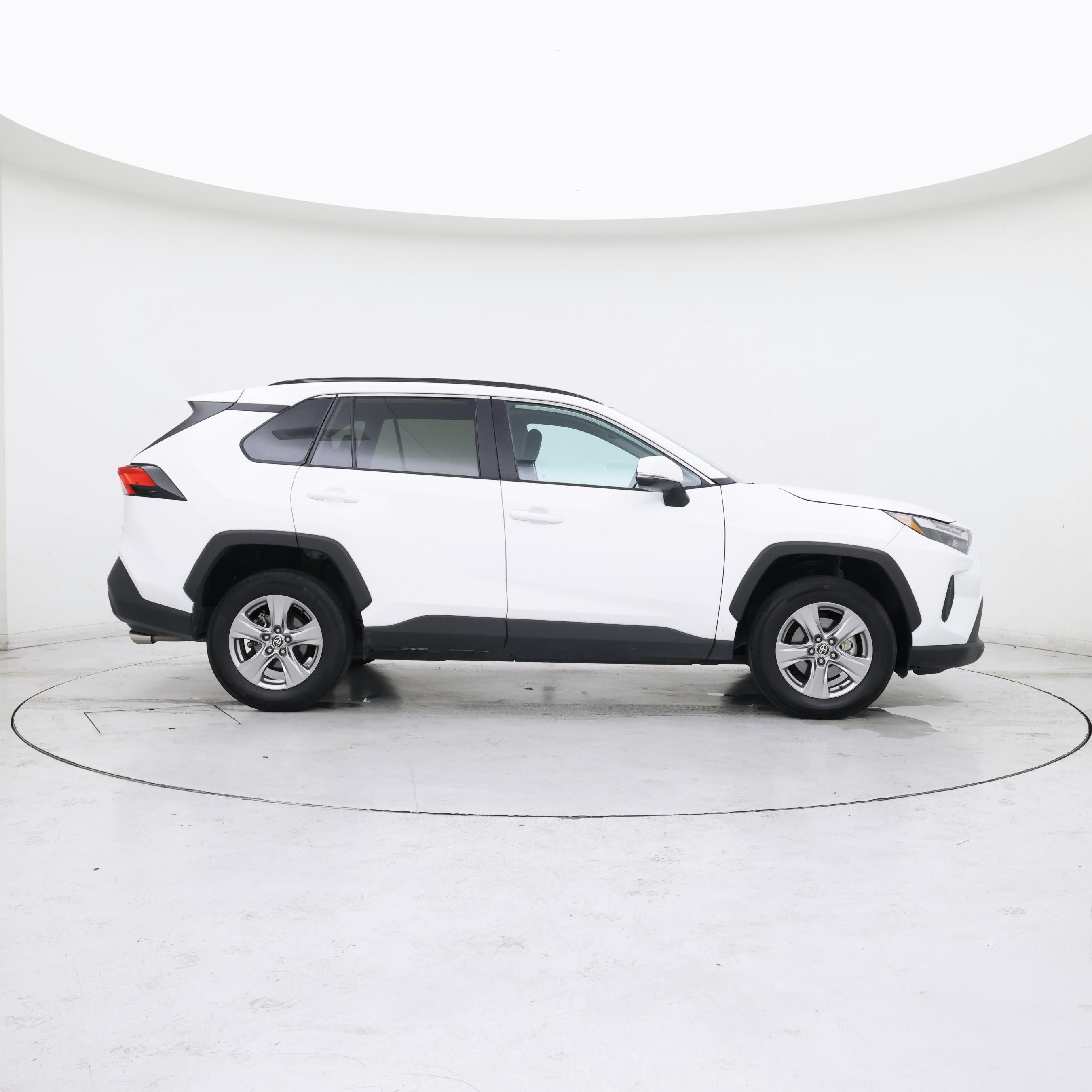 Thumbnail: 2024 Toyota RAV4 - 7