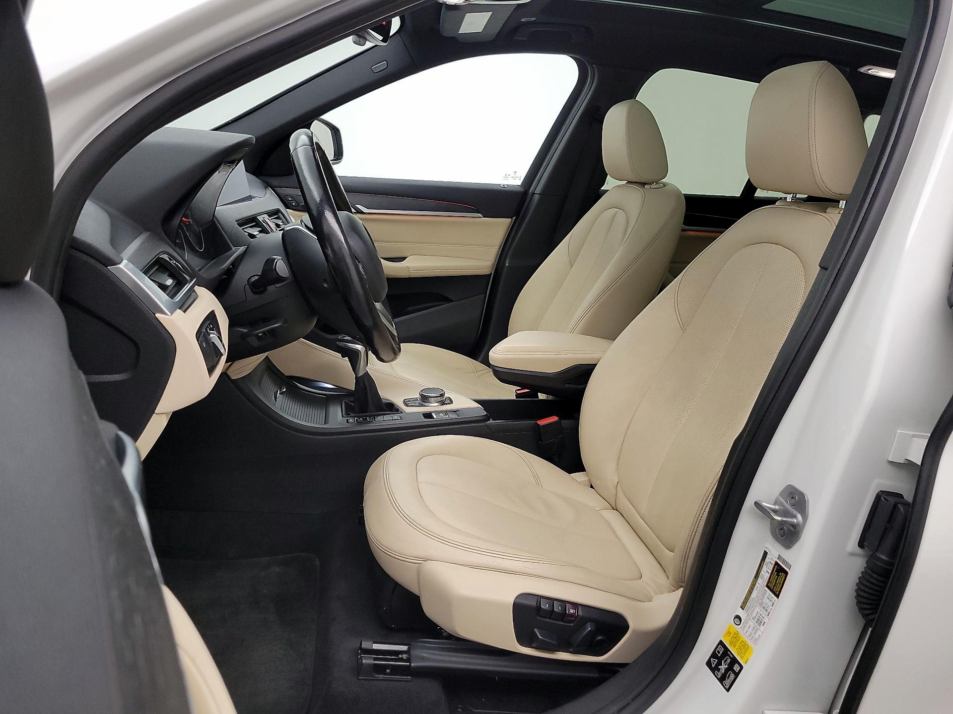 Thumbnail: 2017 BMW X1 - 11