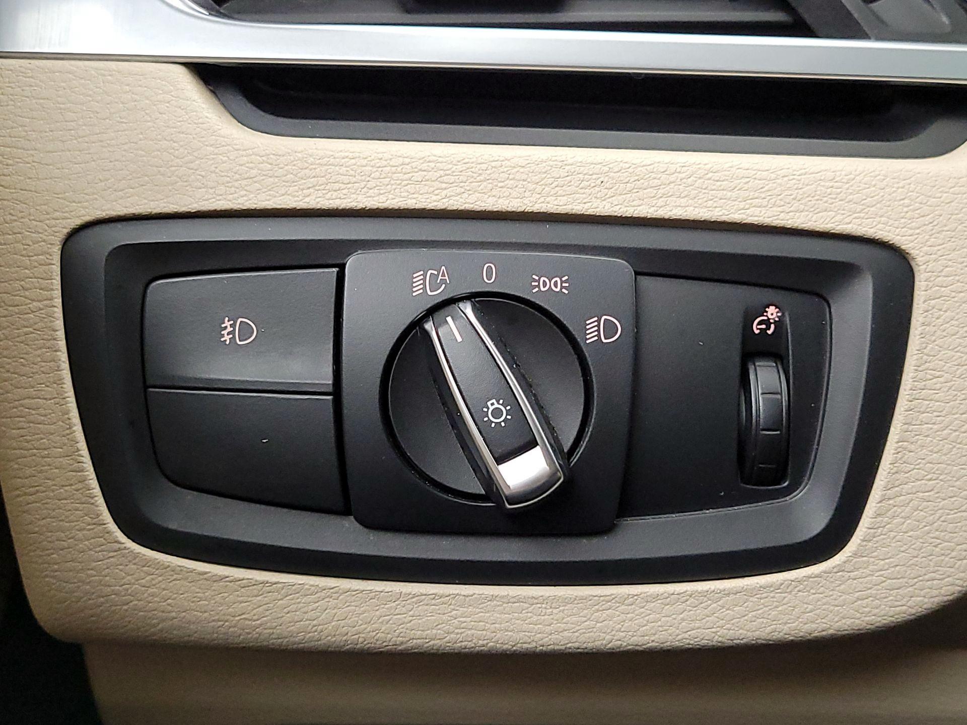 Thumbnail: 2017 BMW X1 - 13