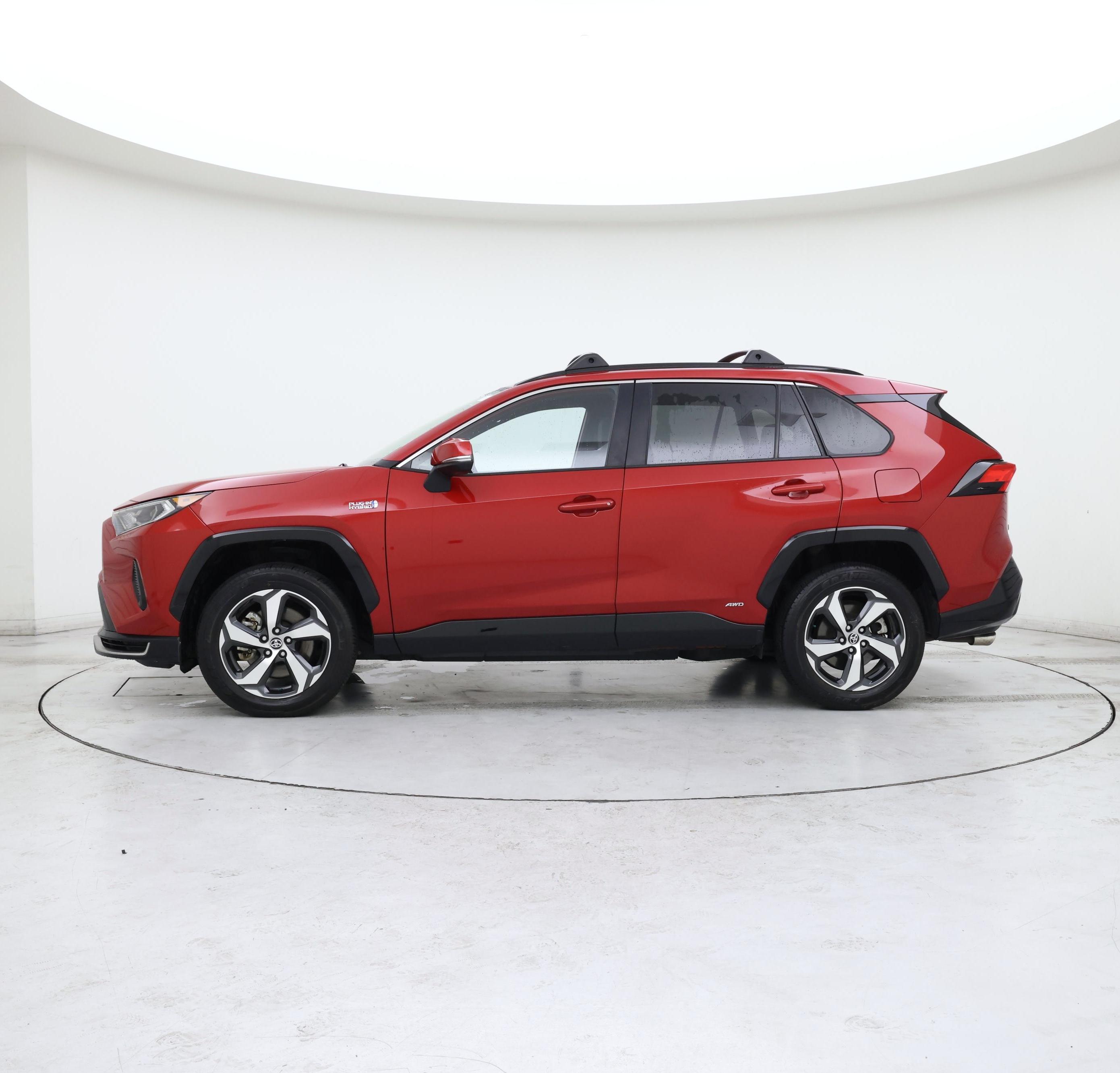 Thumbnail: 2021 Toyota RAV4 - 3