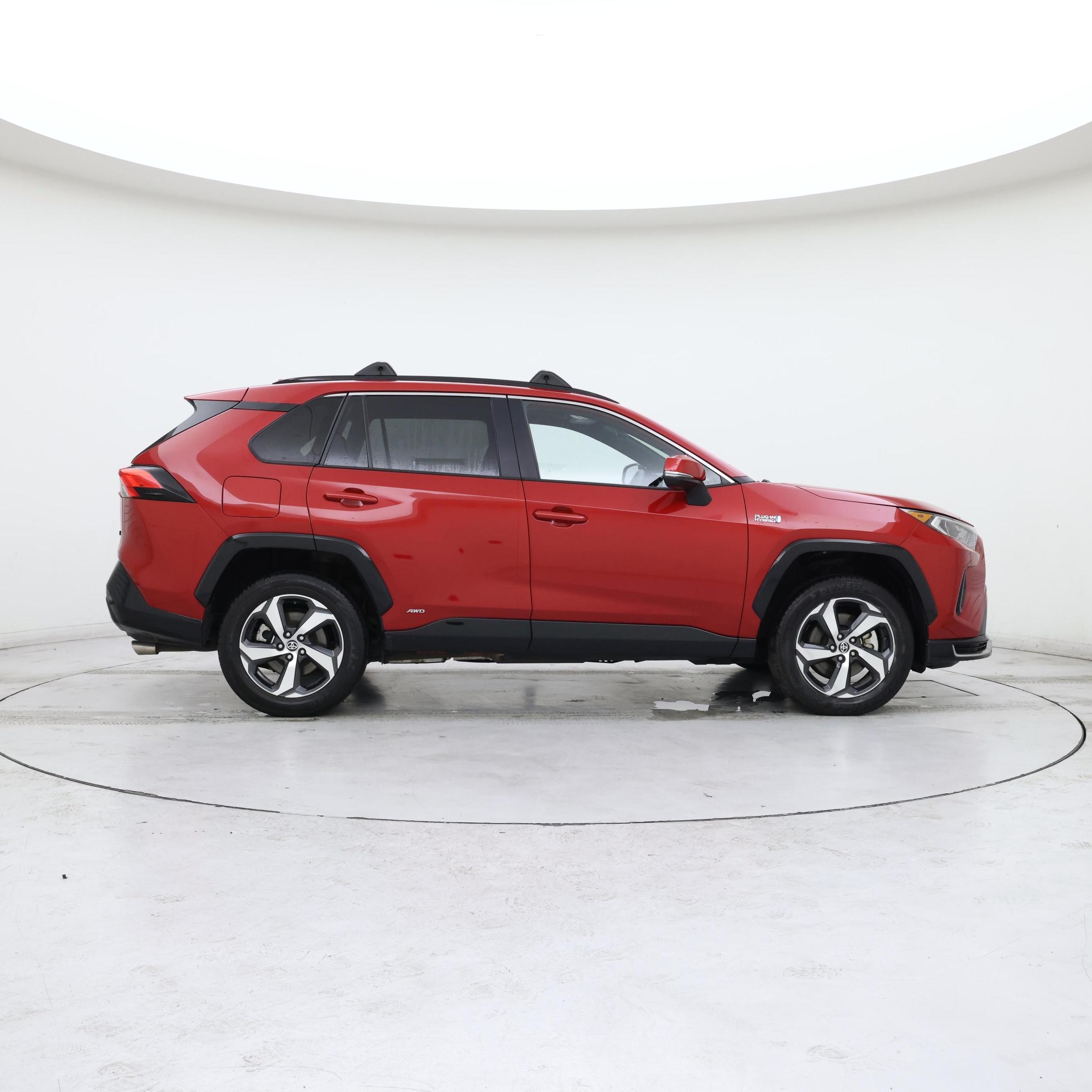 Thumbnail: 2021 Toyota RAV4 - 7