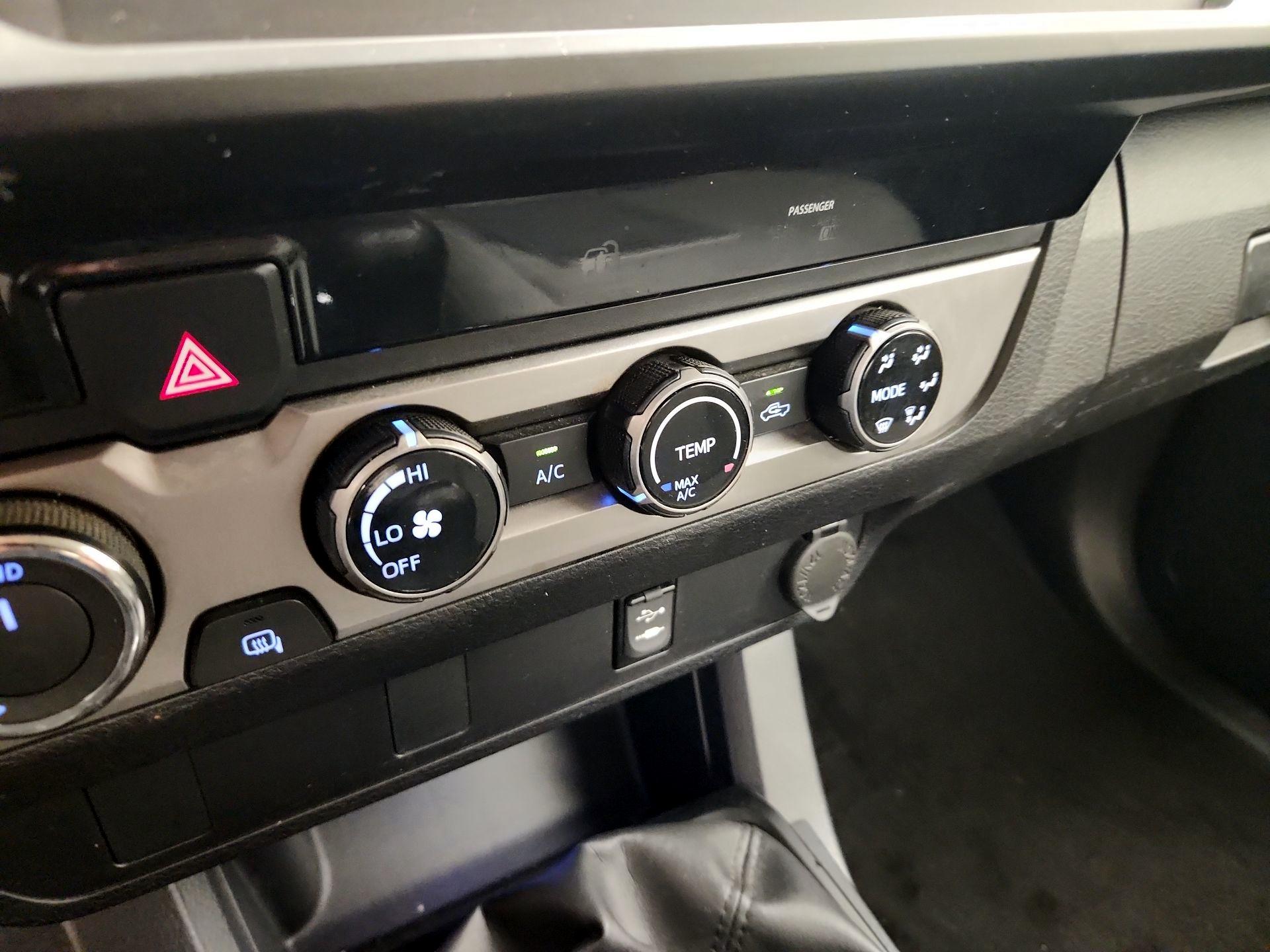 Thumbnail: 2017 Toyota Tacoma - 16