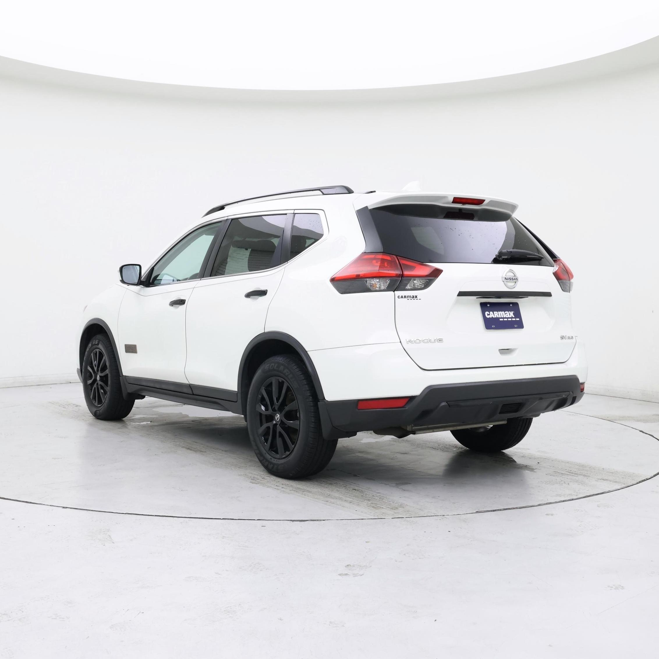 Thumbnail: 2017 Nissan Rogue - 2