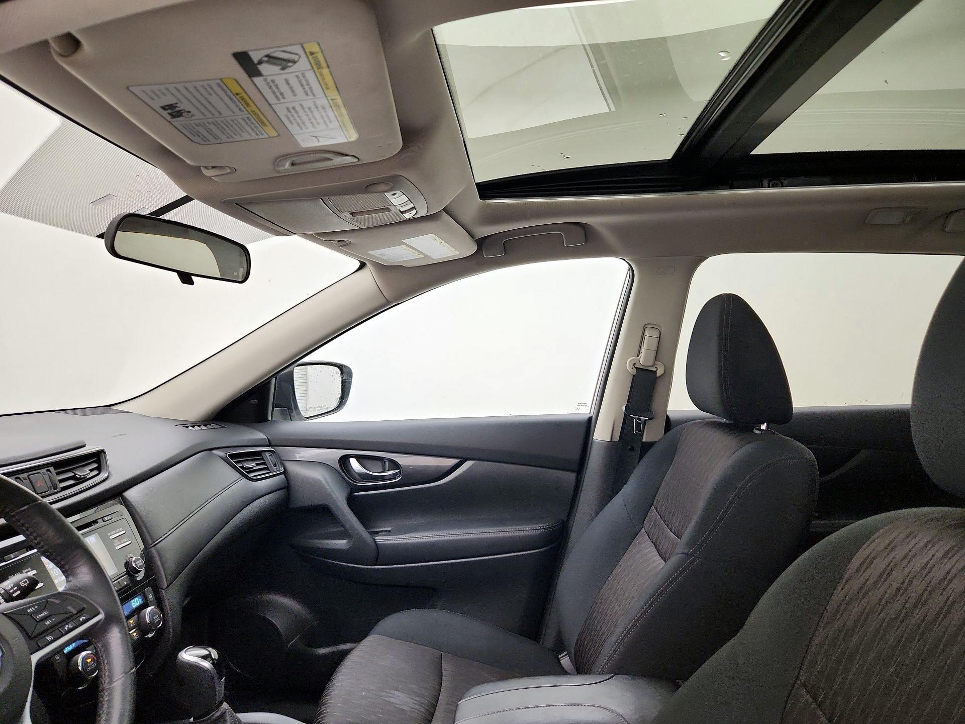 Thumbnail: 2017 Nissan Rogue - 19