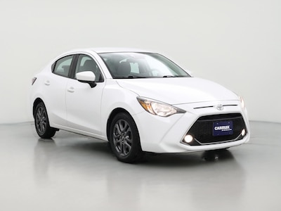White 2019 Toyota Yaris LE