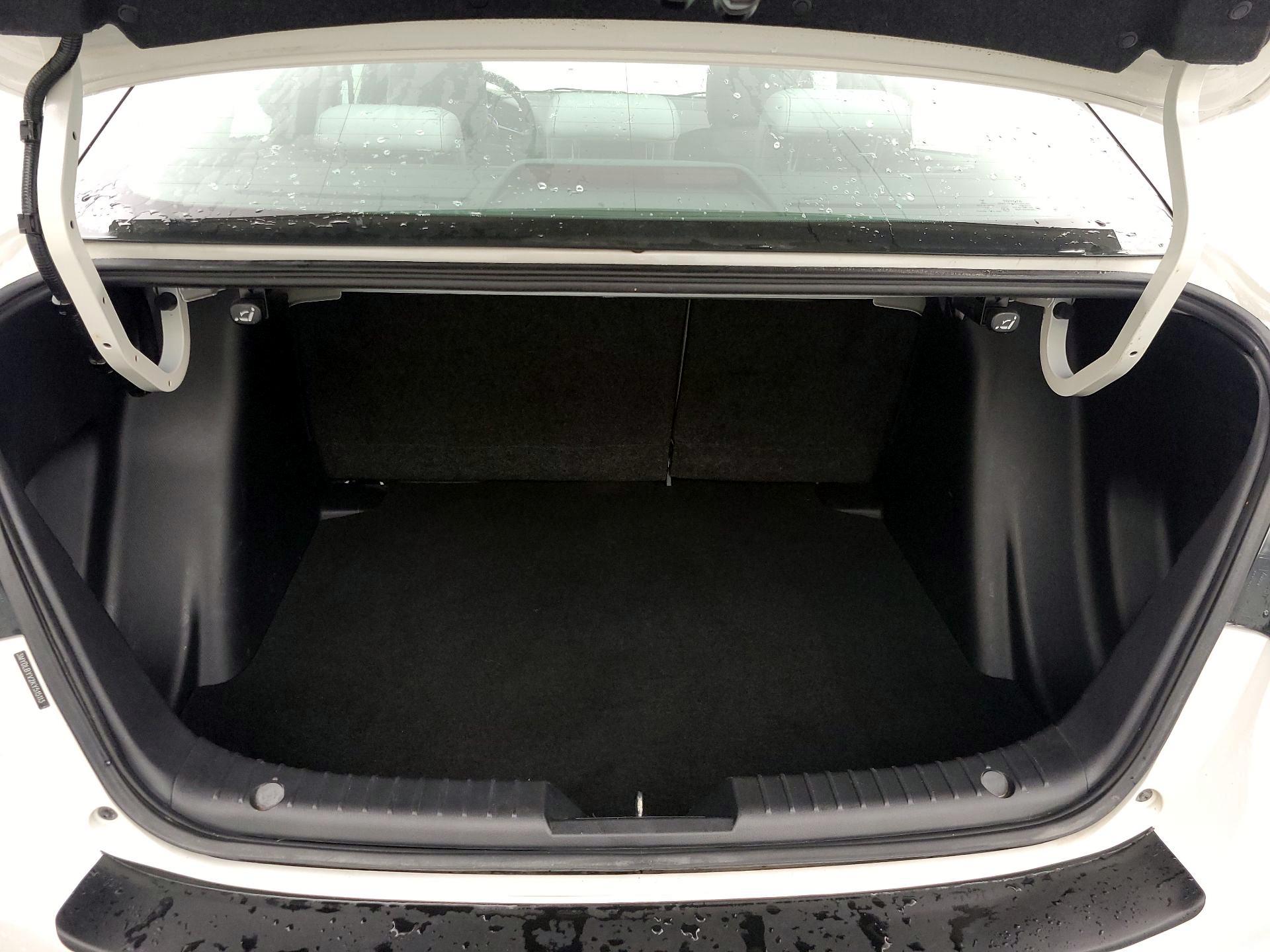 Thumbnail: 2019 Toyota Yaris - 20