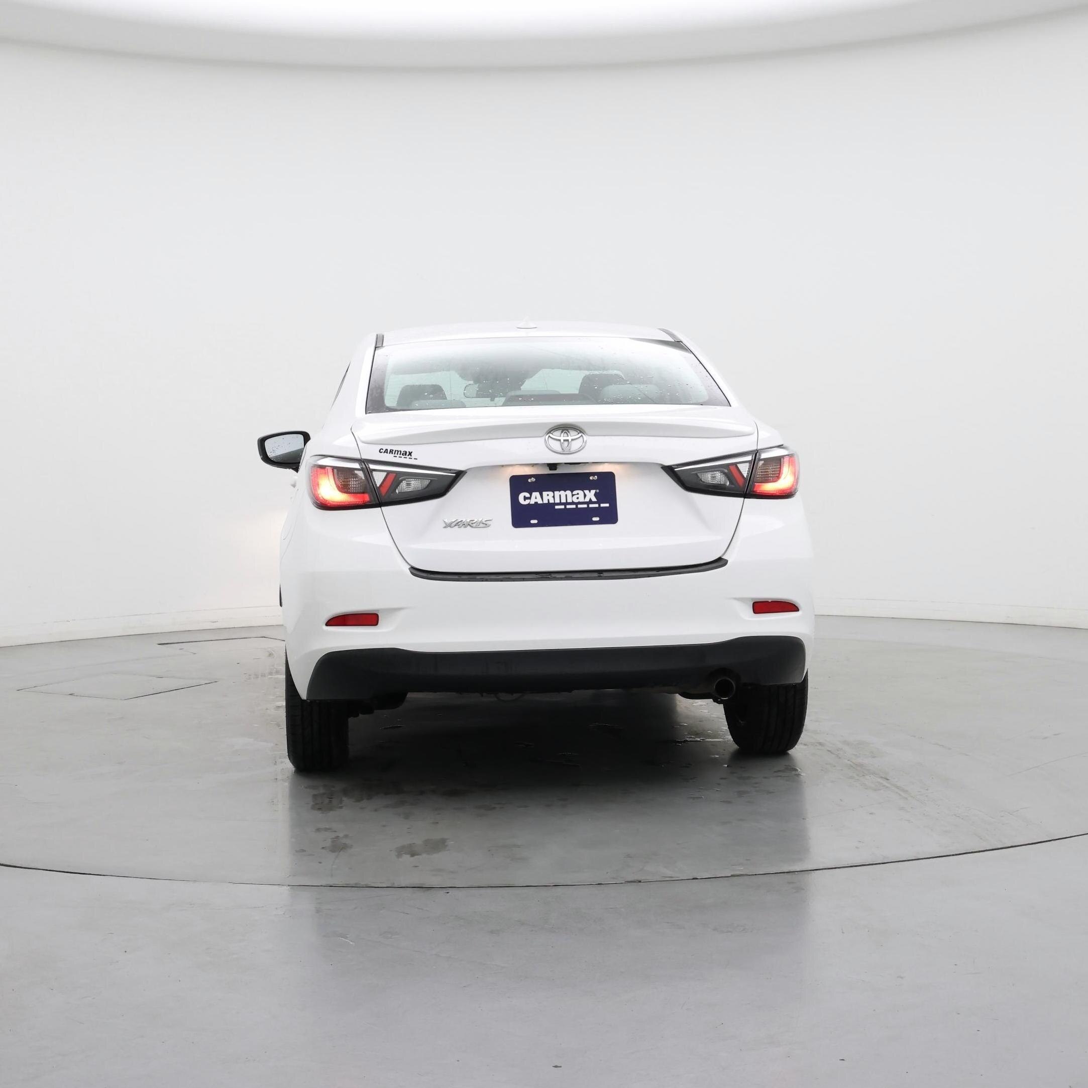 Thumbnail: 2019 Toyota Yaris - 6