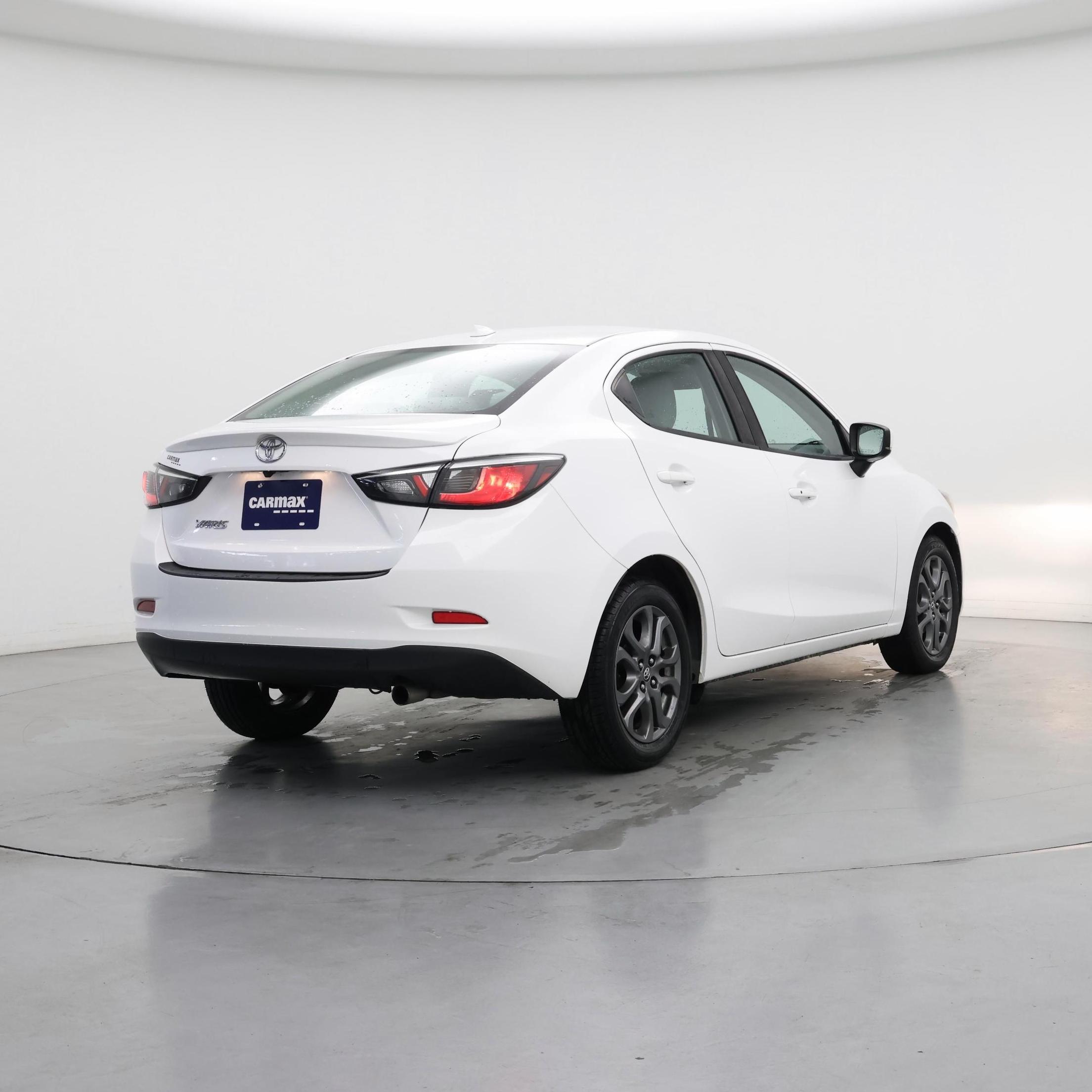 Thumbnail: 2019 Toyota Yaris - 8