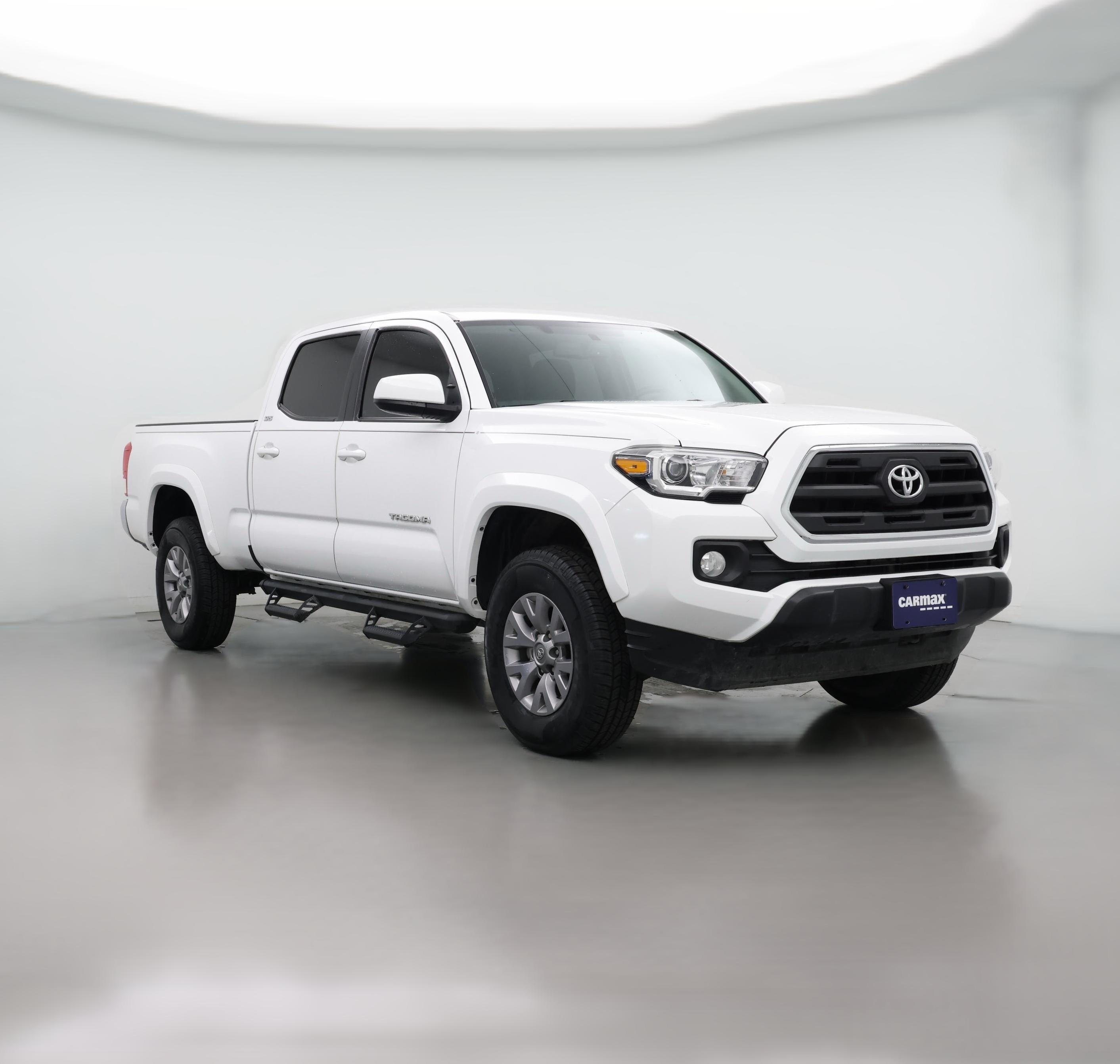 Thumbnail: 2017 Toyota Tacoma - 1