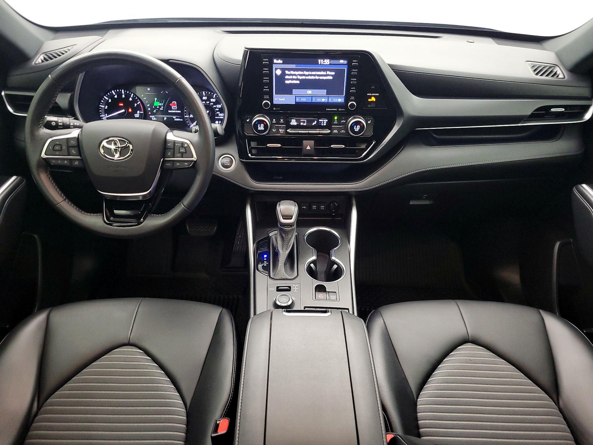 Thumbnail: 2021 Toyota Highlander - 9