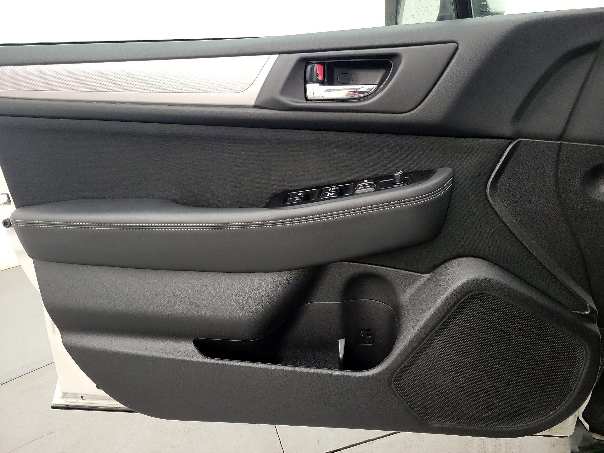 Thumbnail: 2017 Subaru Outback - 12