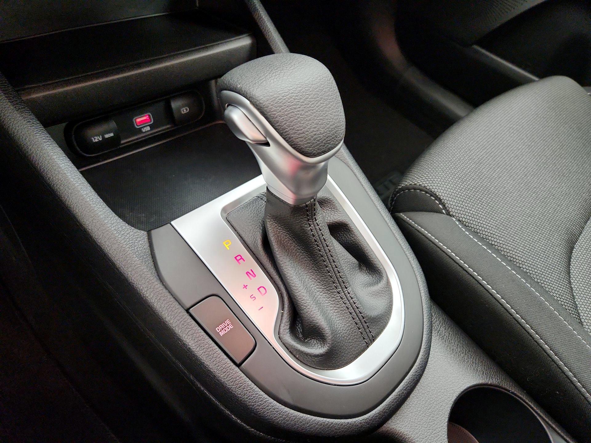 Thumbnail: 2024 Kia Forte - 17
