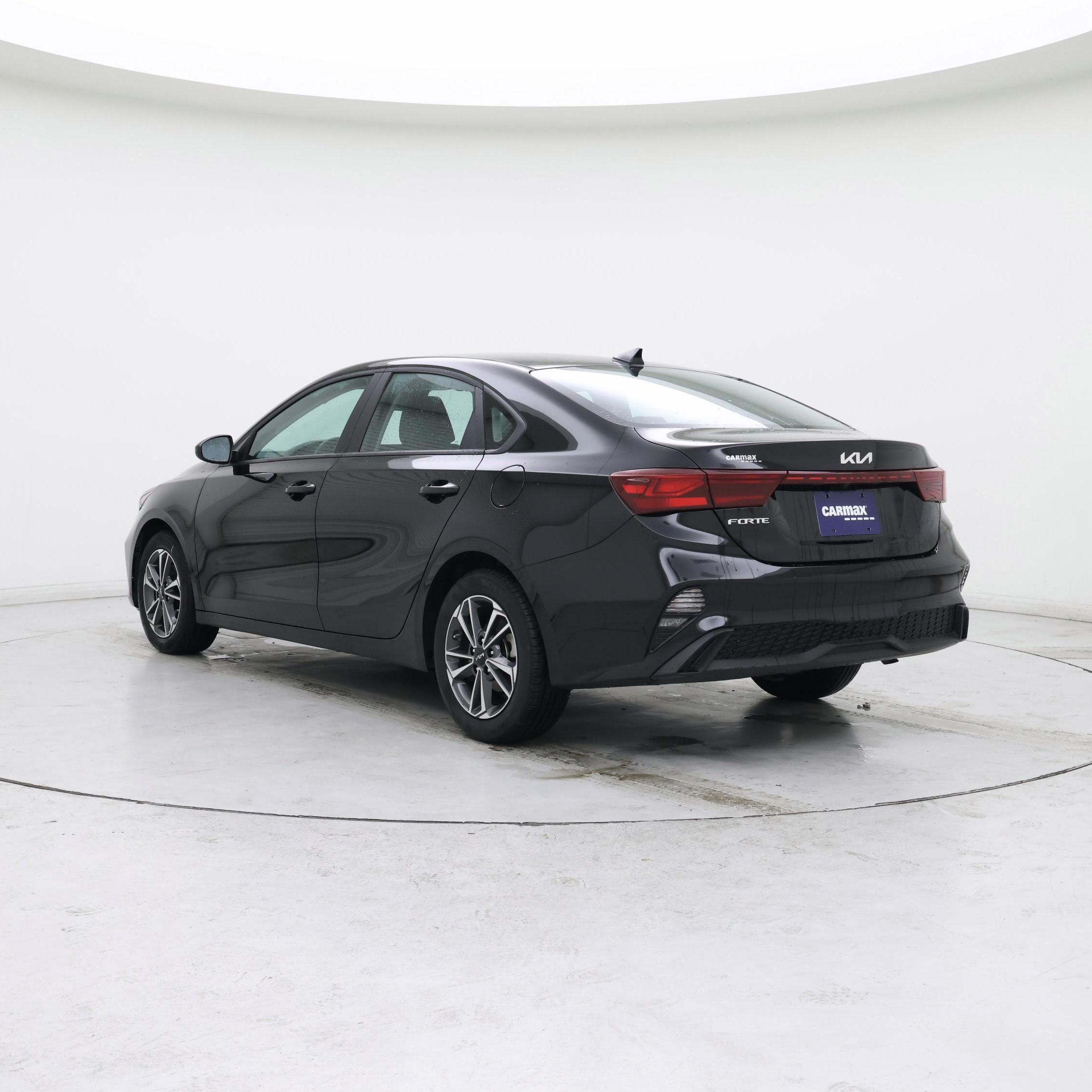 Thumbnail: 2024 Kia Forte - 2